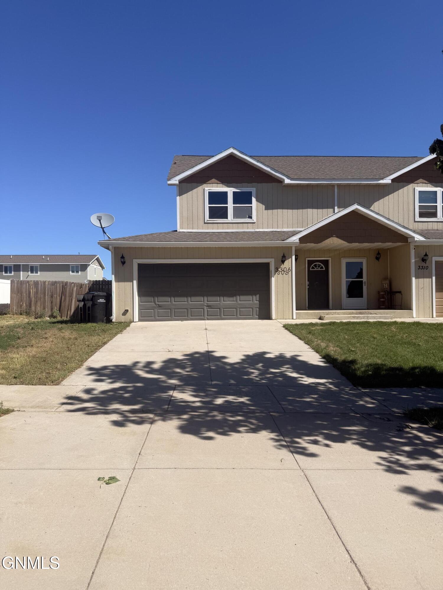 3306 10th Avenue NE, Watford City, ND 58854