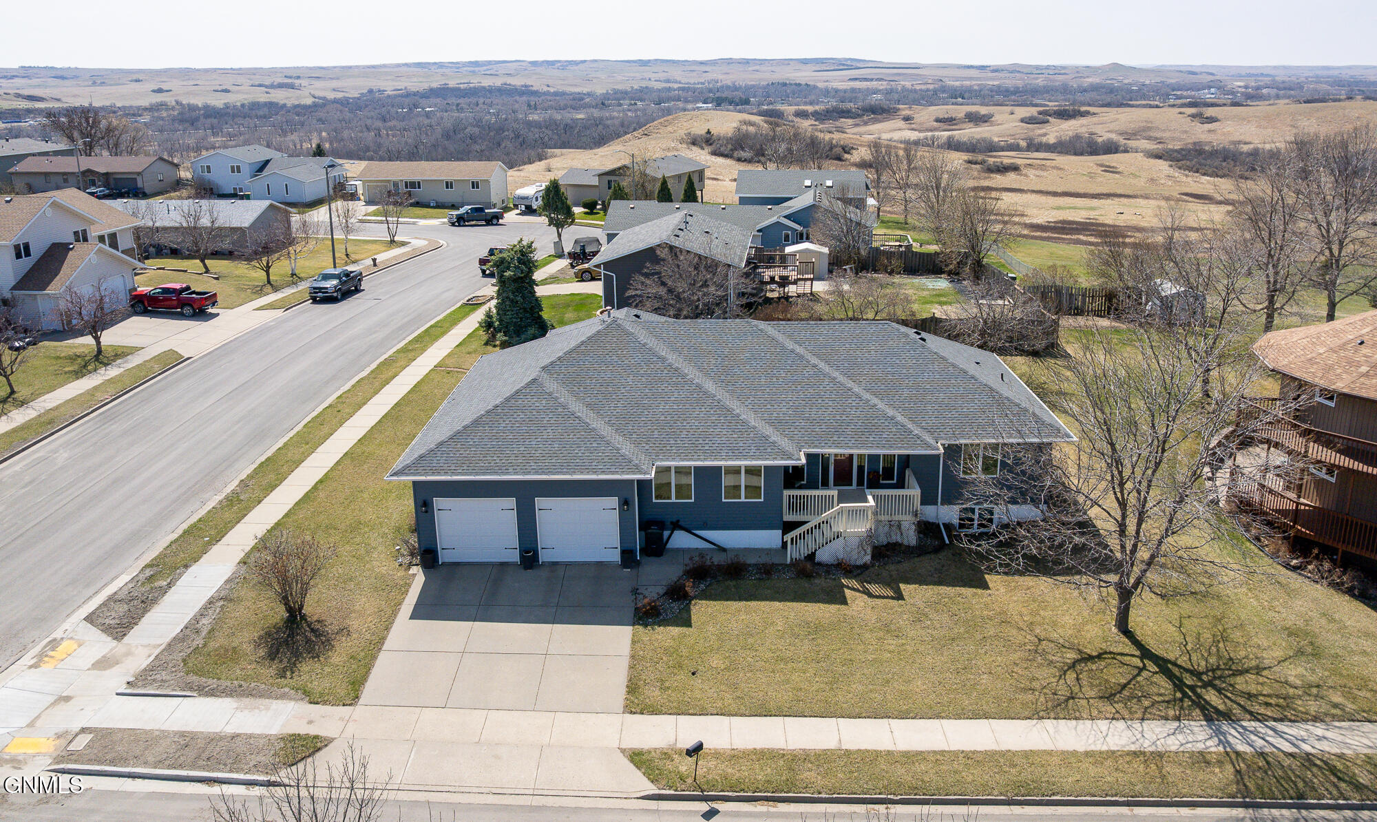 1003 Lohstreter Road, Mandan, ND 58554