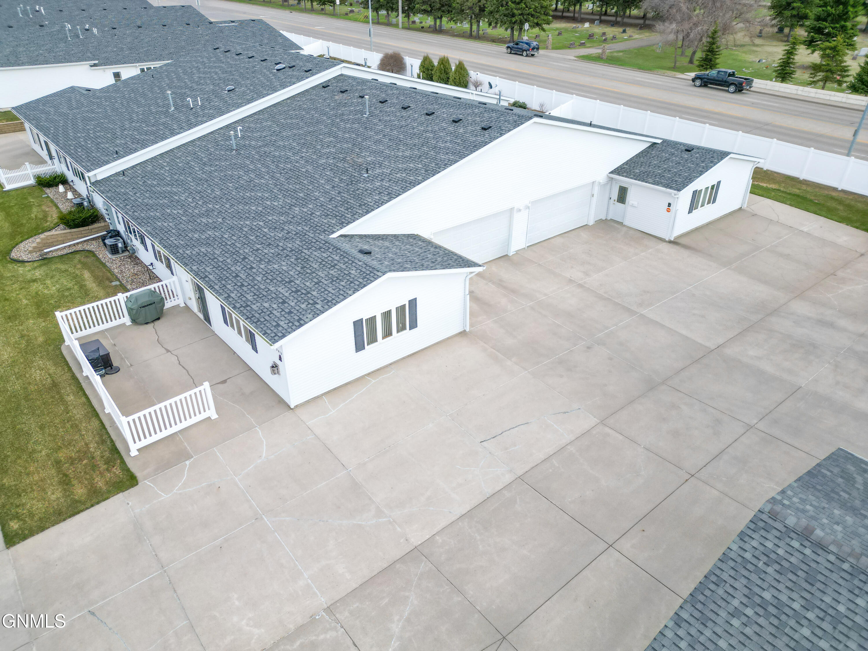 3015 Colorado Drive, B, Bismarck, ND 58503