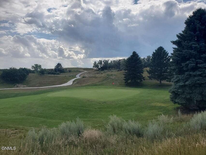 2166 Par Drive, Washburn, ND 58577