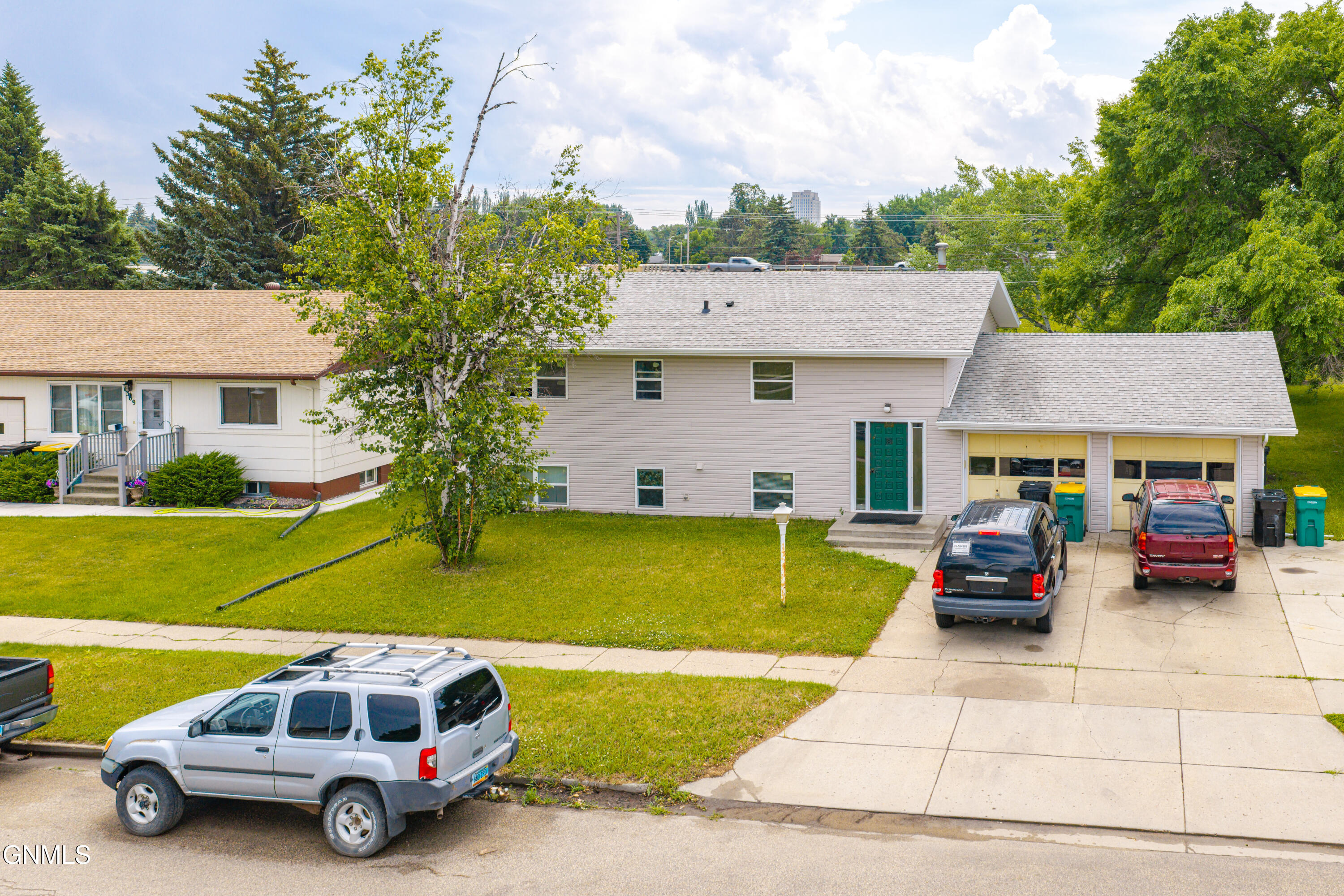 303 Interstate Avenue, Bismarck, ND 58503