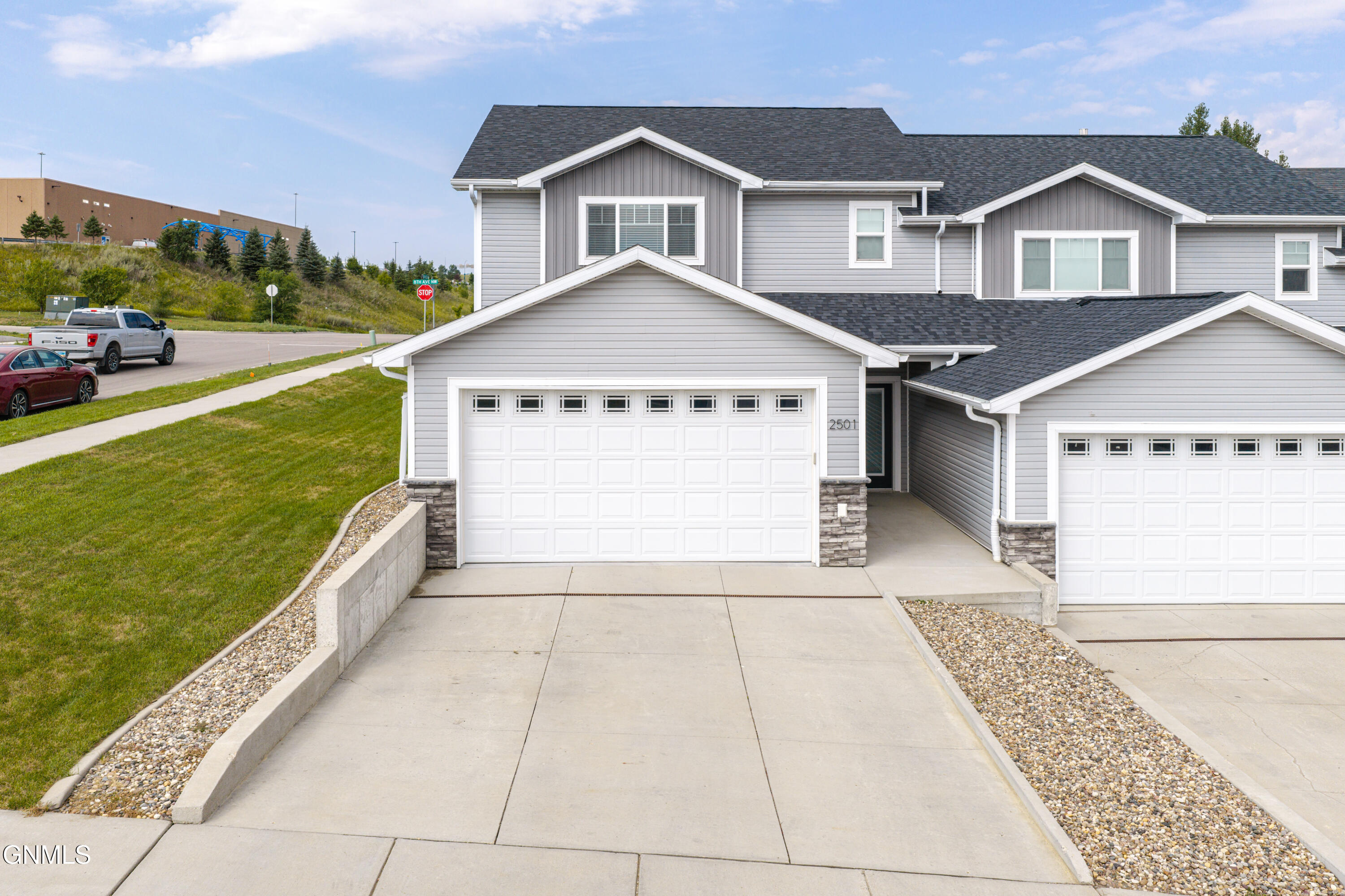 2501 7th Avenue NW, Mandan, ND 58554