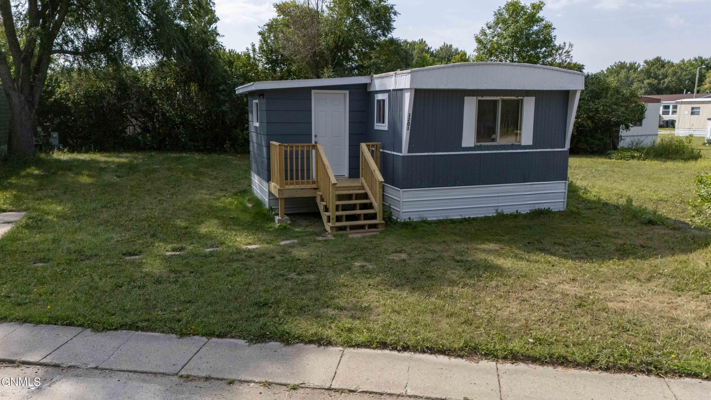 1201 Dakota Trail, Mandan, ND 58554