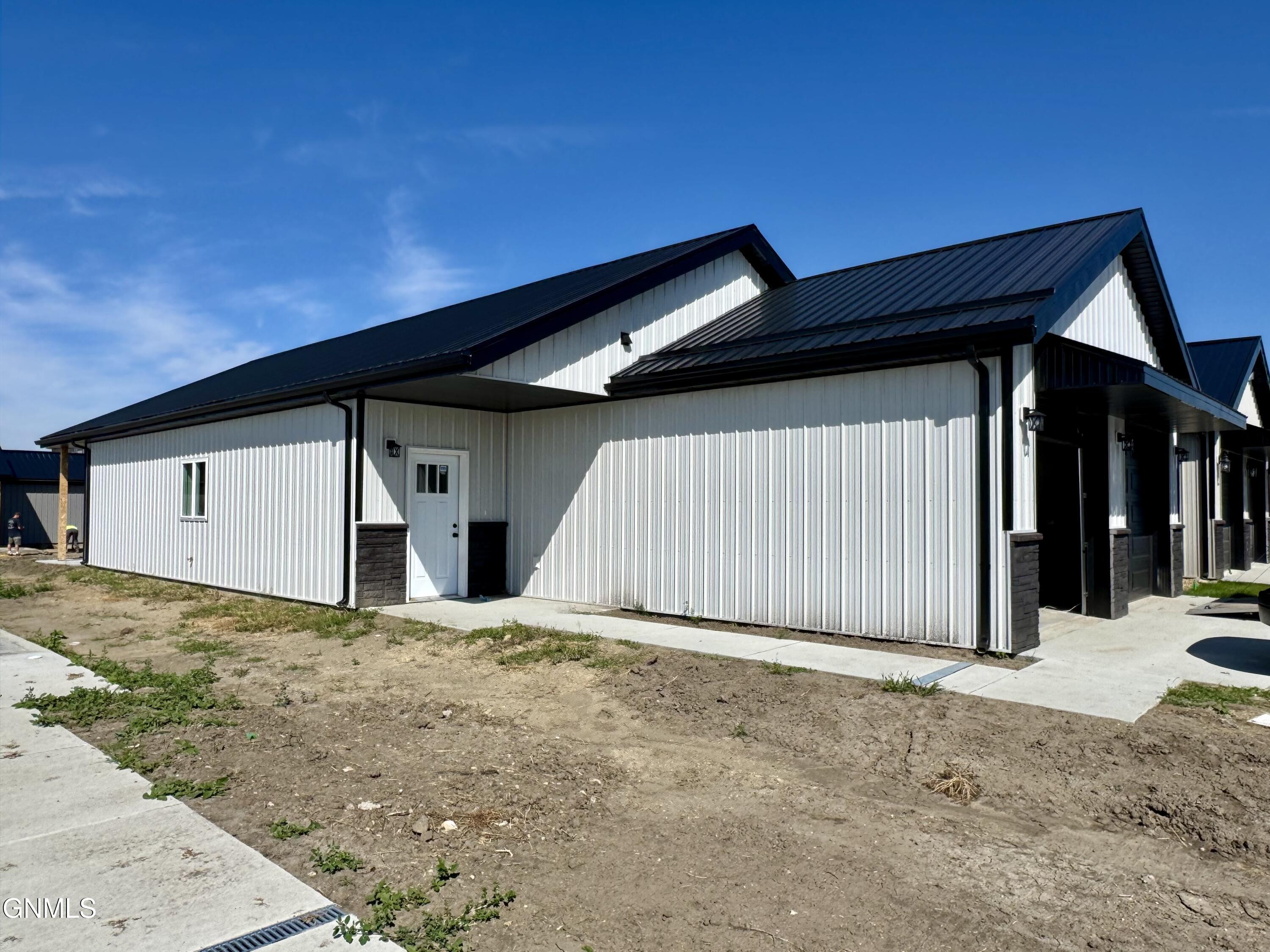 3508 Calgary Point, Bismarck, ND 58503