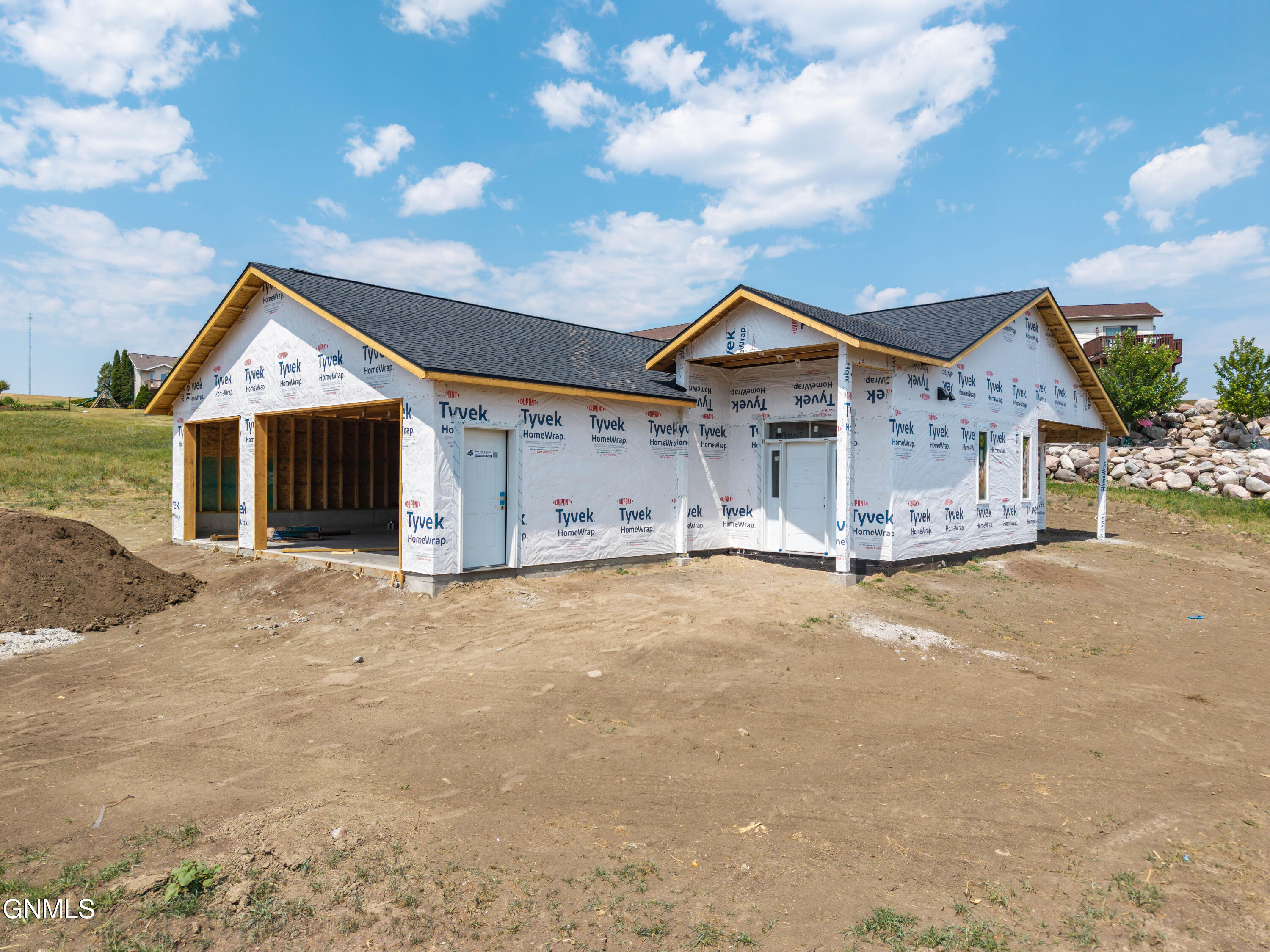 3004 Kingsley Road NW, Mandan, ND 58554