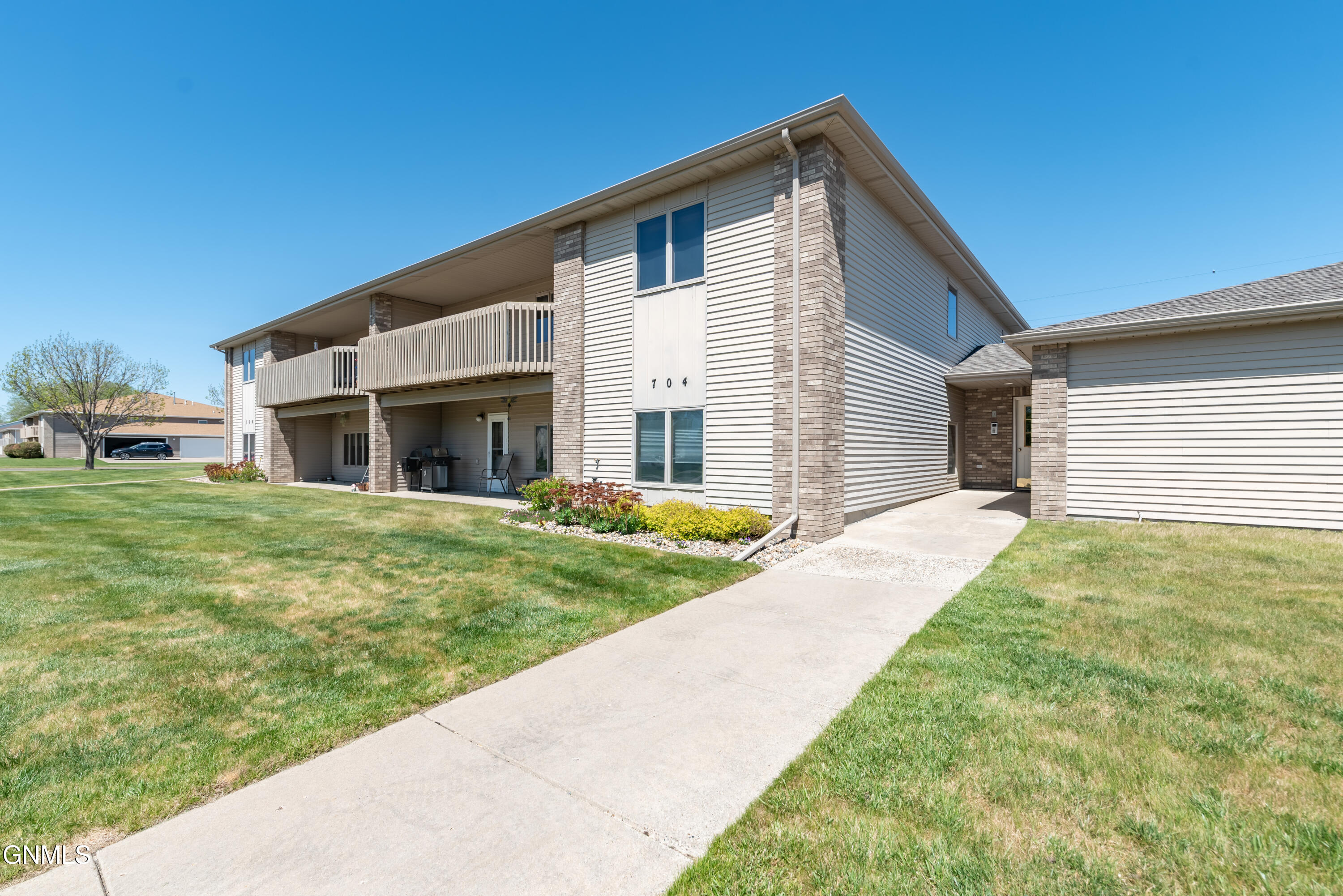 704 Bridgeport Drive, 7, Bismarck, ND 58504