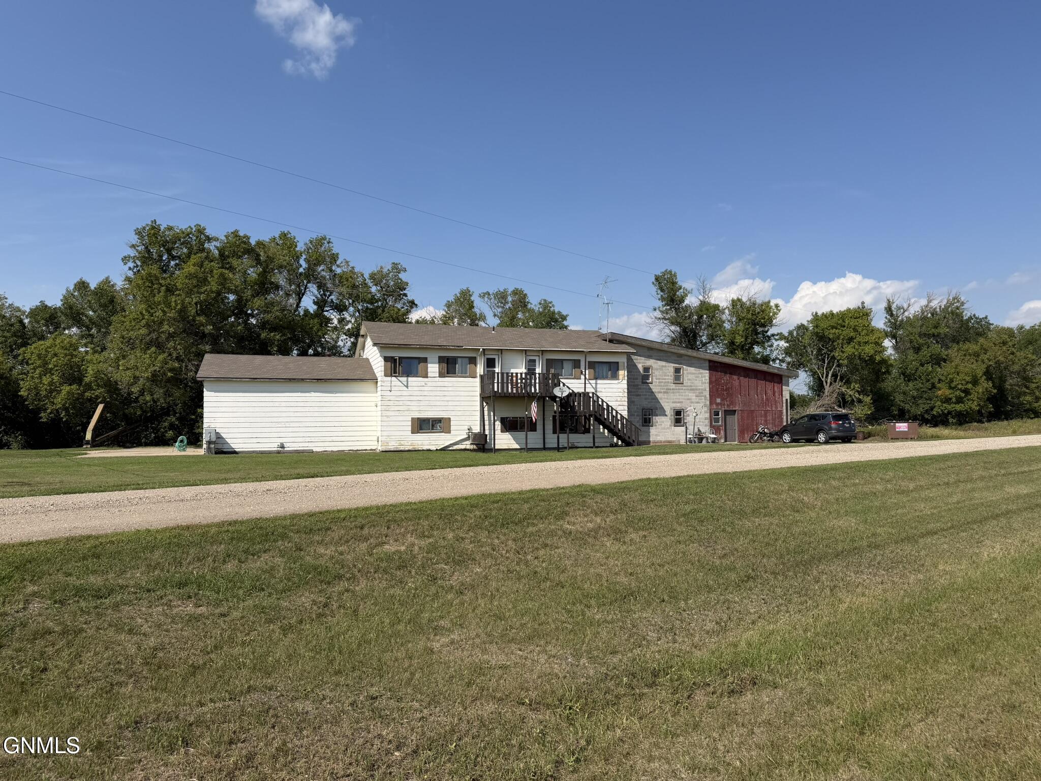 1885 Park Street NE, Arvilla, ND 58214
