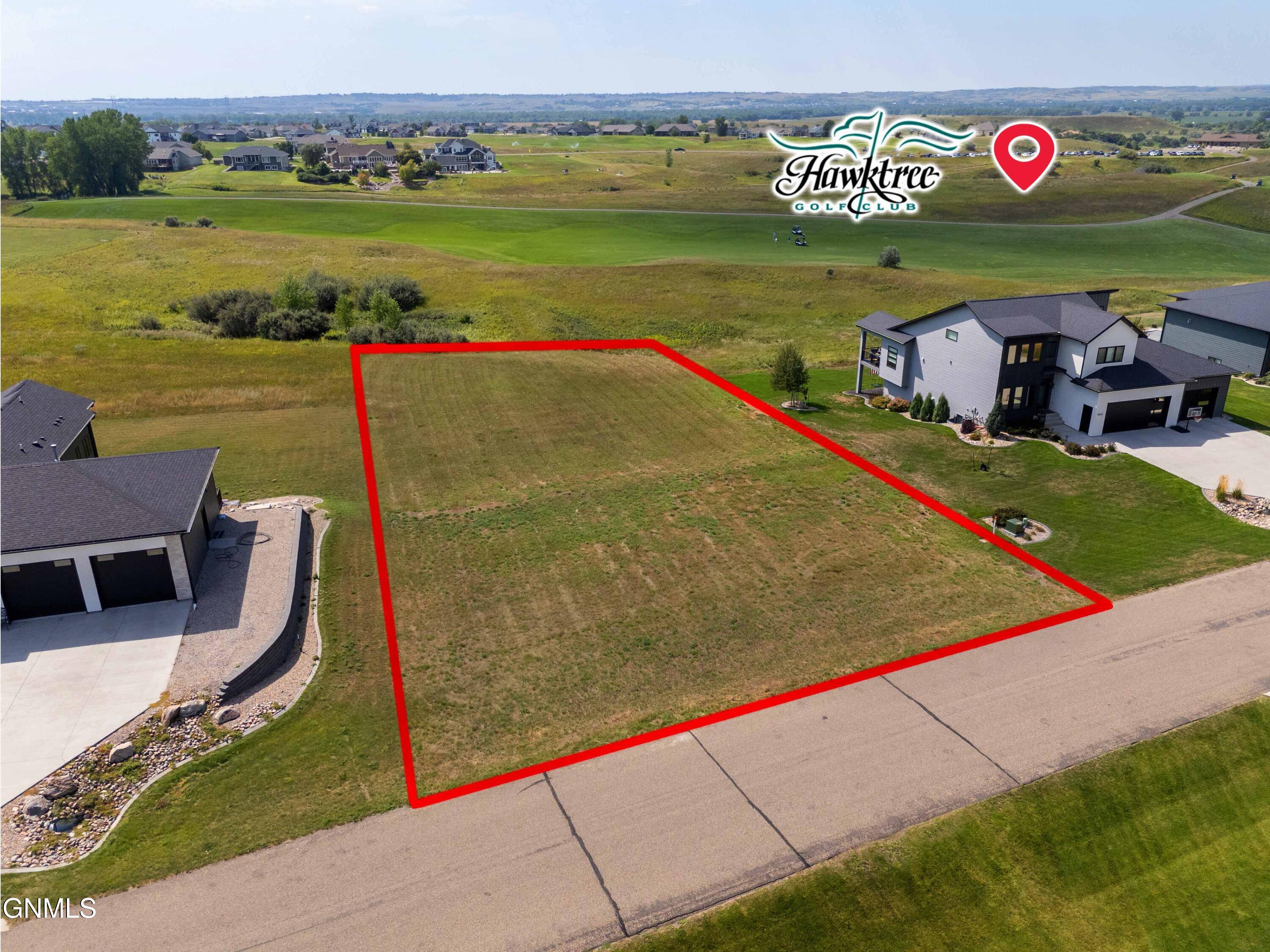 8214 Nicklaus Drive, Bismarck, ND 58503