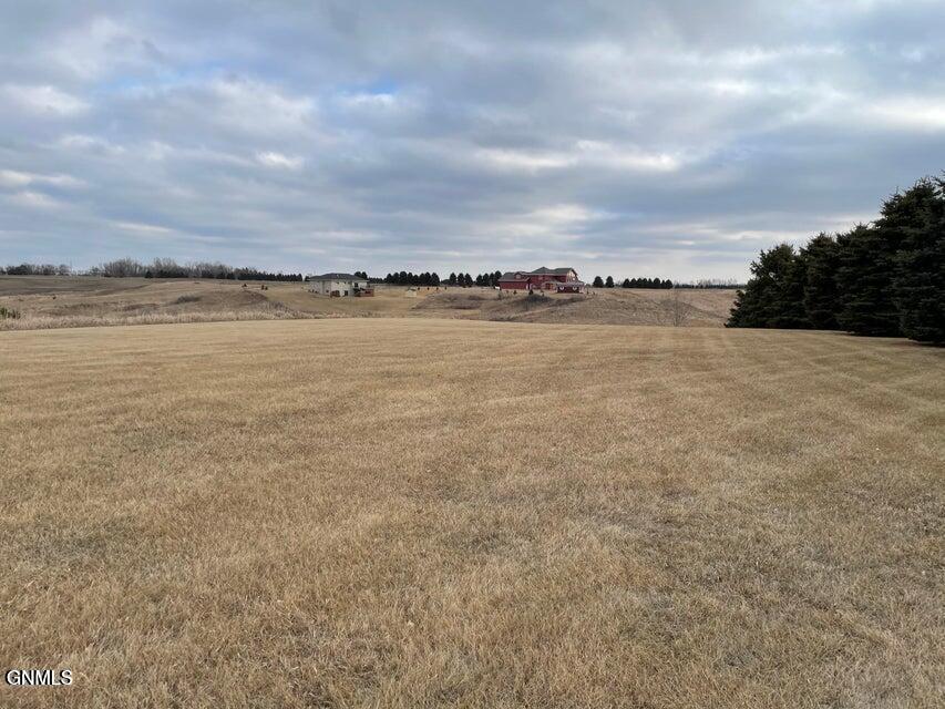 3049 83 1/2 Avenue SE, Jamestown, ND 58401