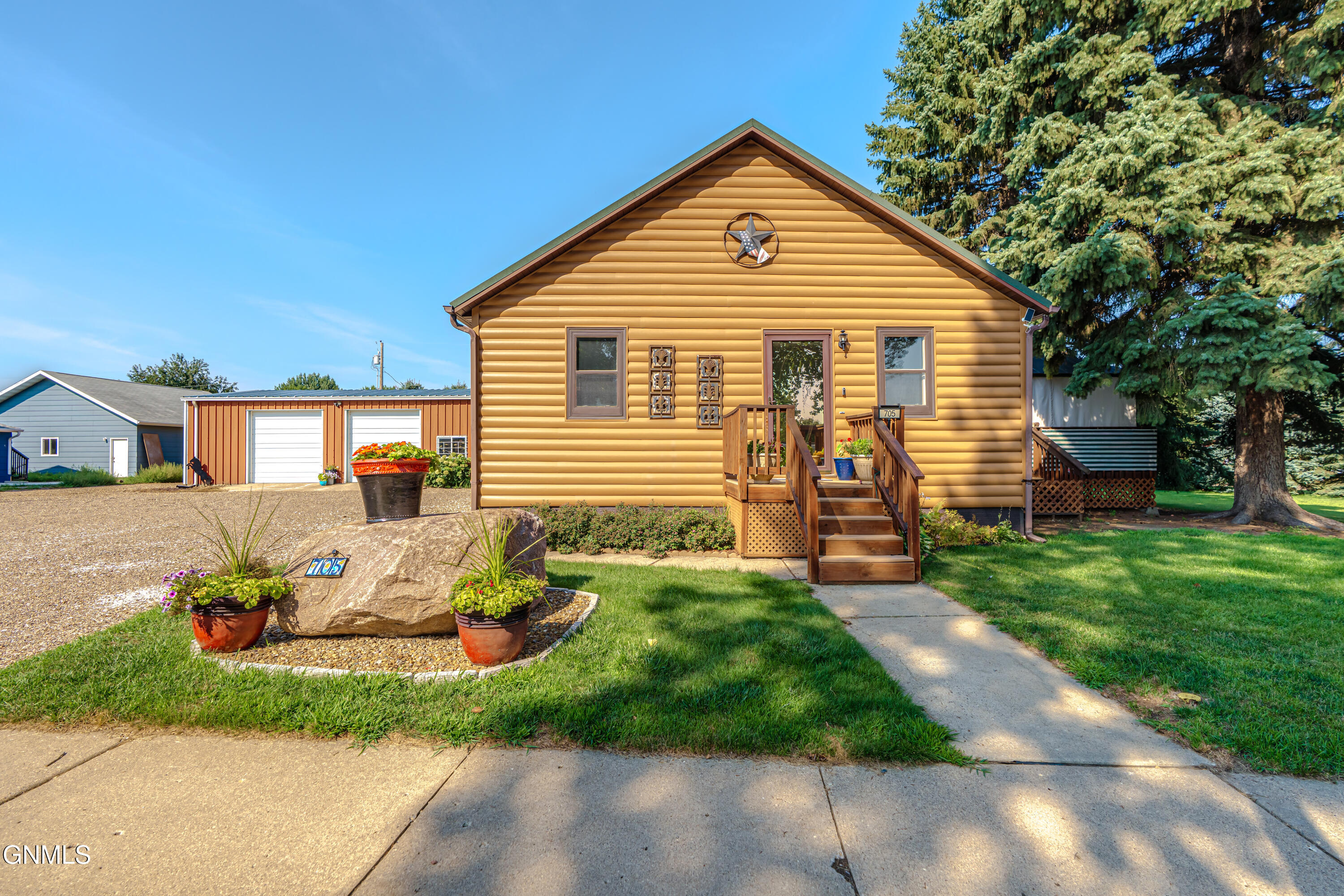 705 3rd Avenue SE, Mandan, ND 58554