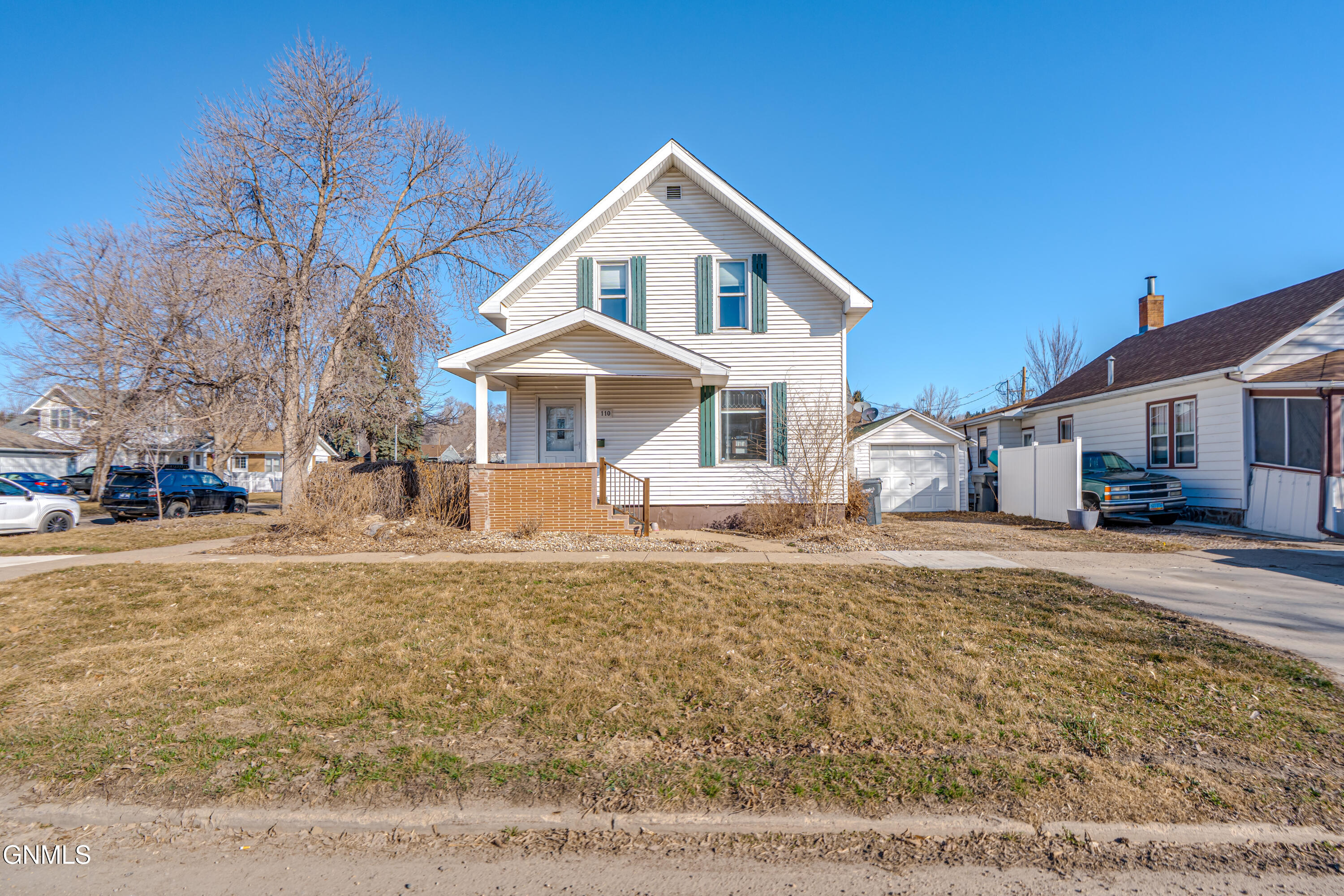 110 2nd Street NW, Mandan, ND 58554