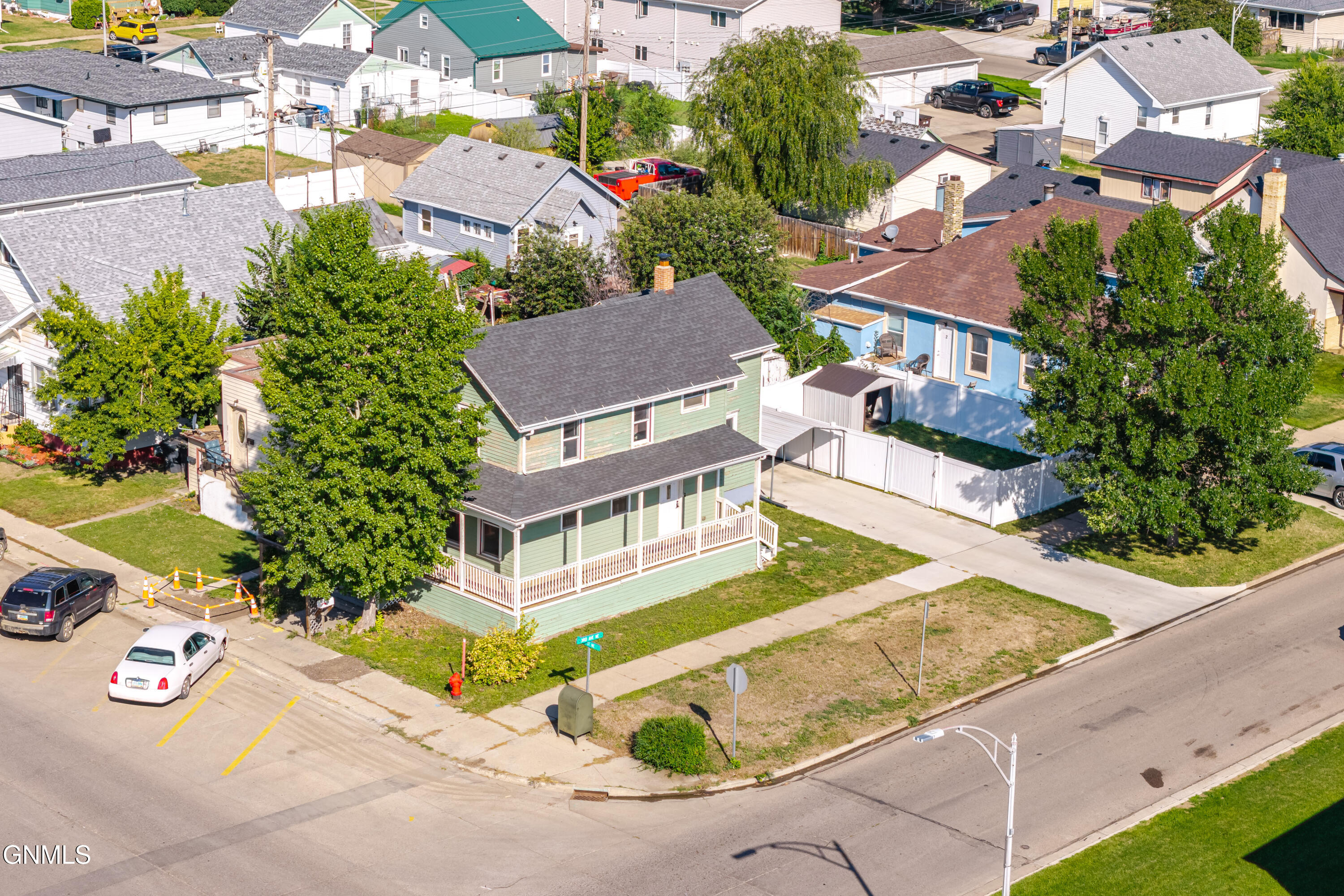 310 1st Street NE, Mandan, ND 58554