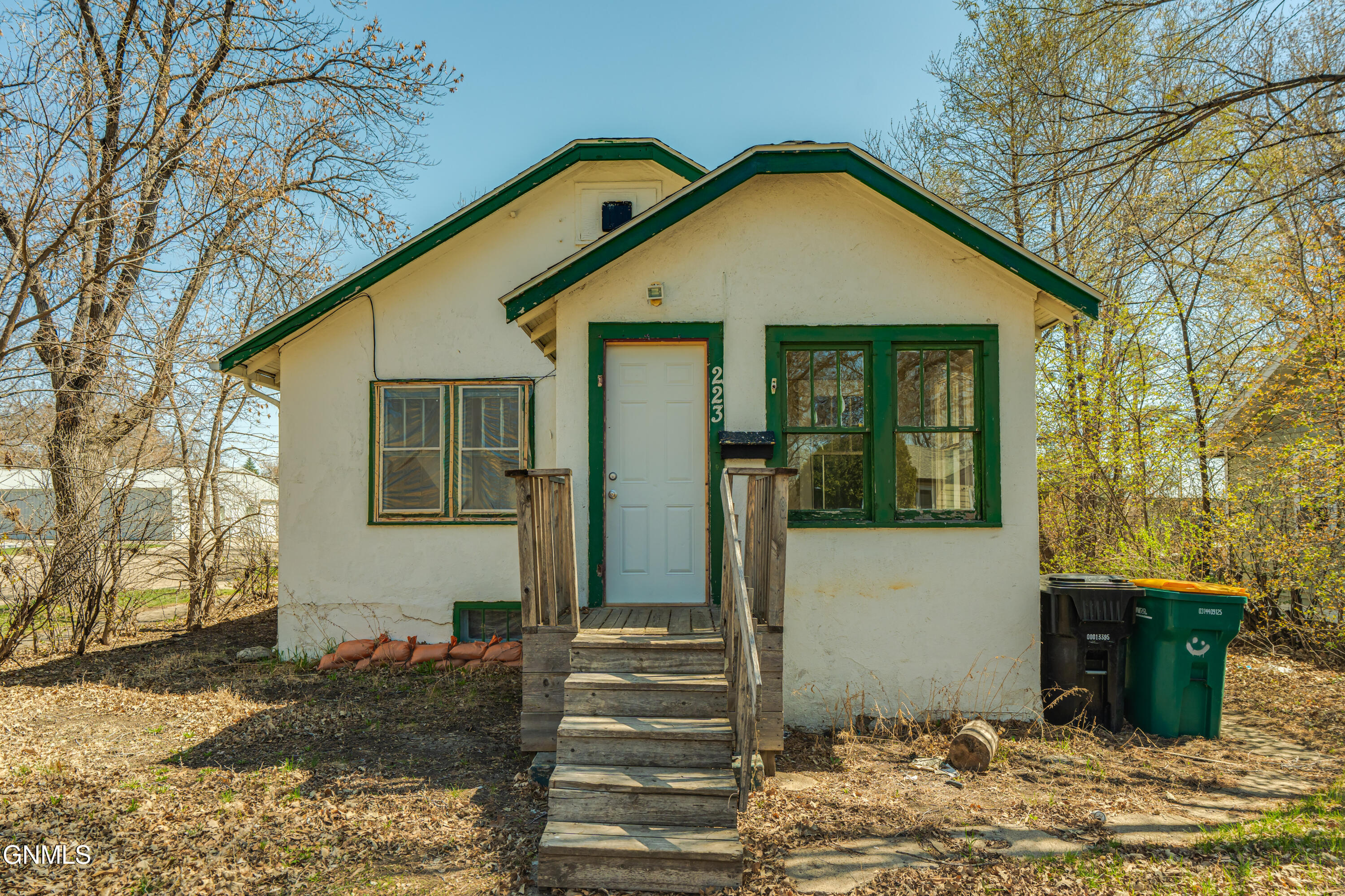 223 N 19th Street, Bismarck, ND 58501