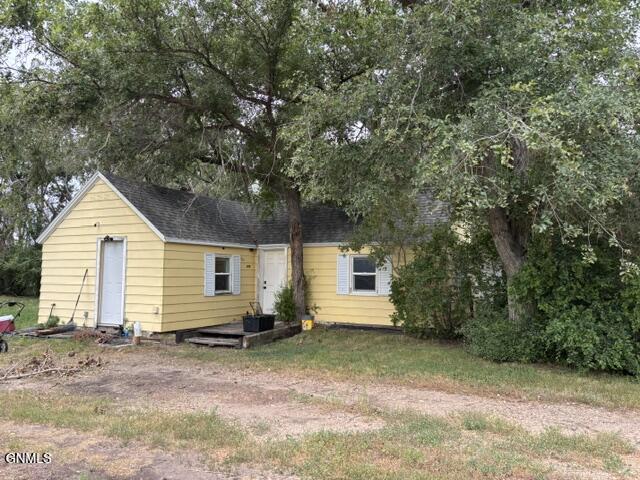 206 Shaw Street, Medicine Lake, MT 59247