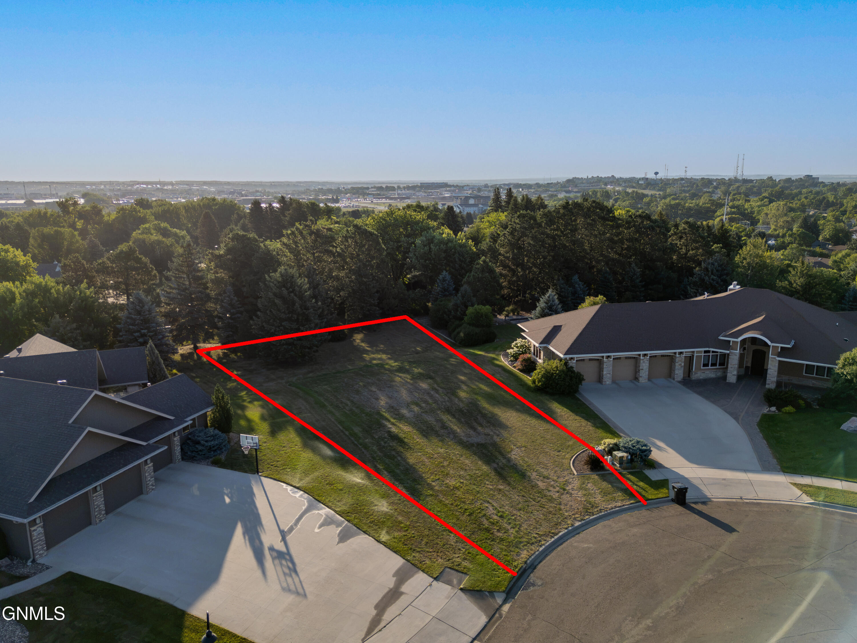 3213 Aspen Lane, Bismarck, ND 58503