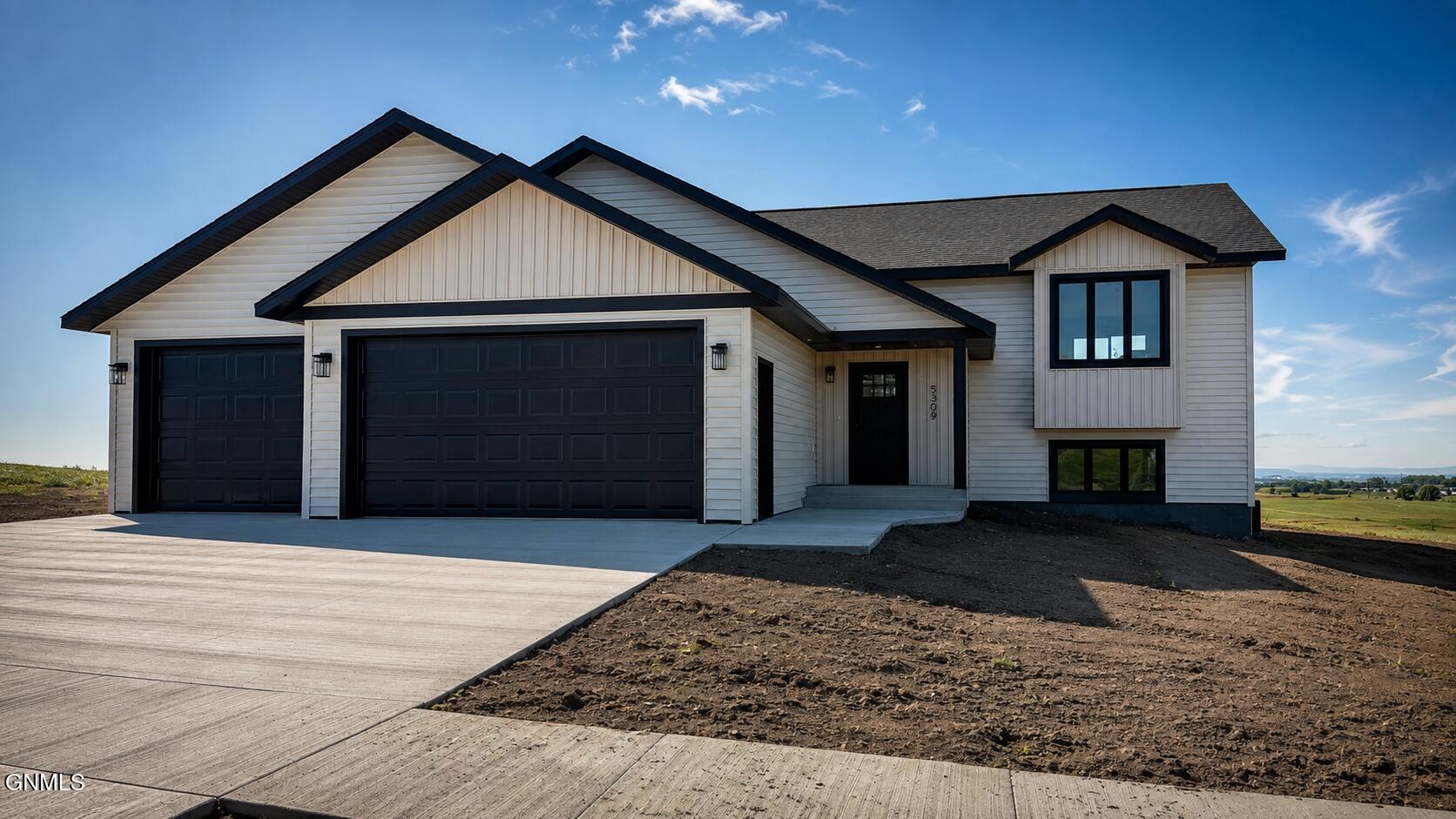 5309 Welder Avenue, Bismarck, ND 58503