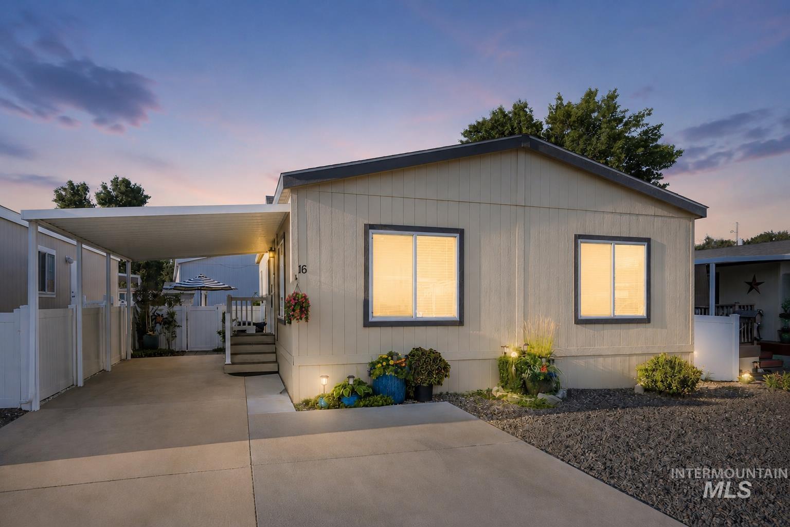 2401 S Owyhee St # 16, Boise ID 83705