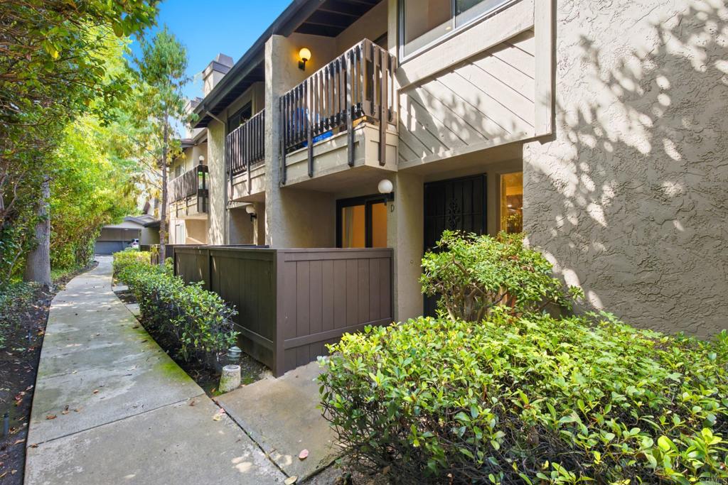 8346 Via Sonoma D