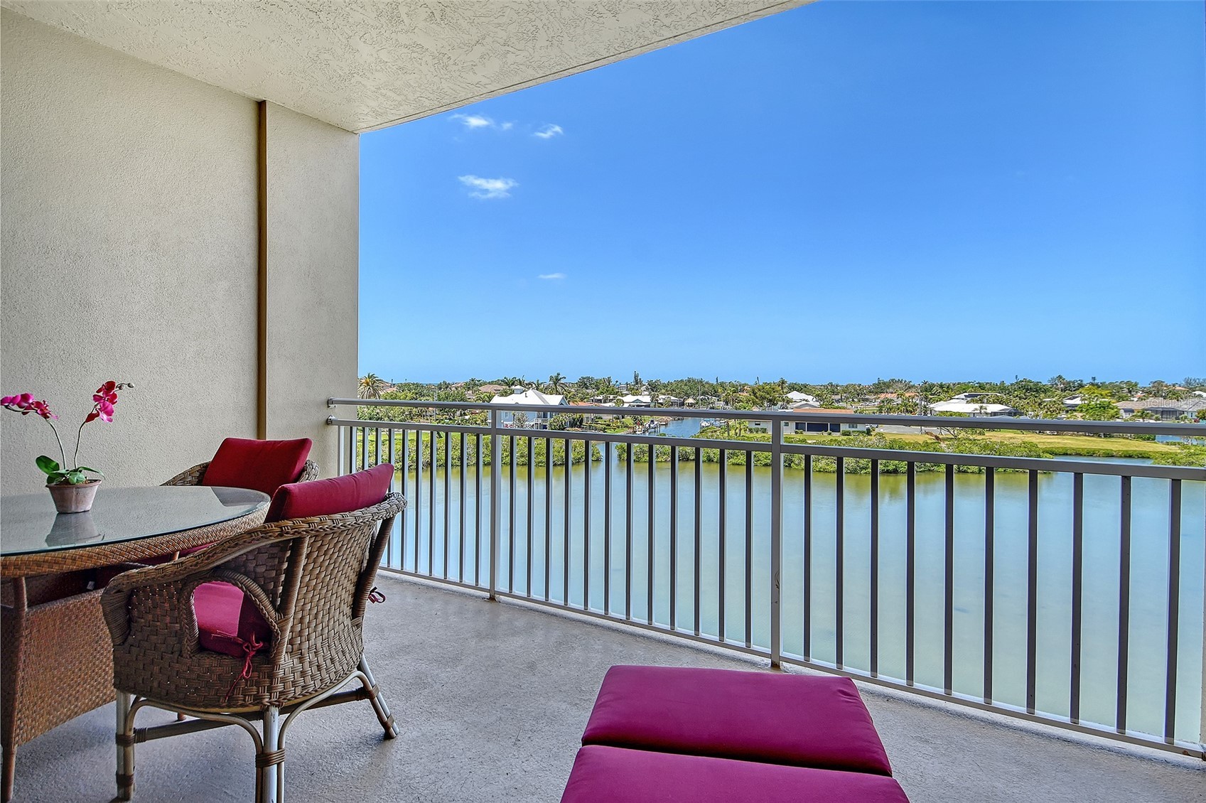 5100 JESSIE HARBOR DRIVE 504