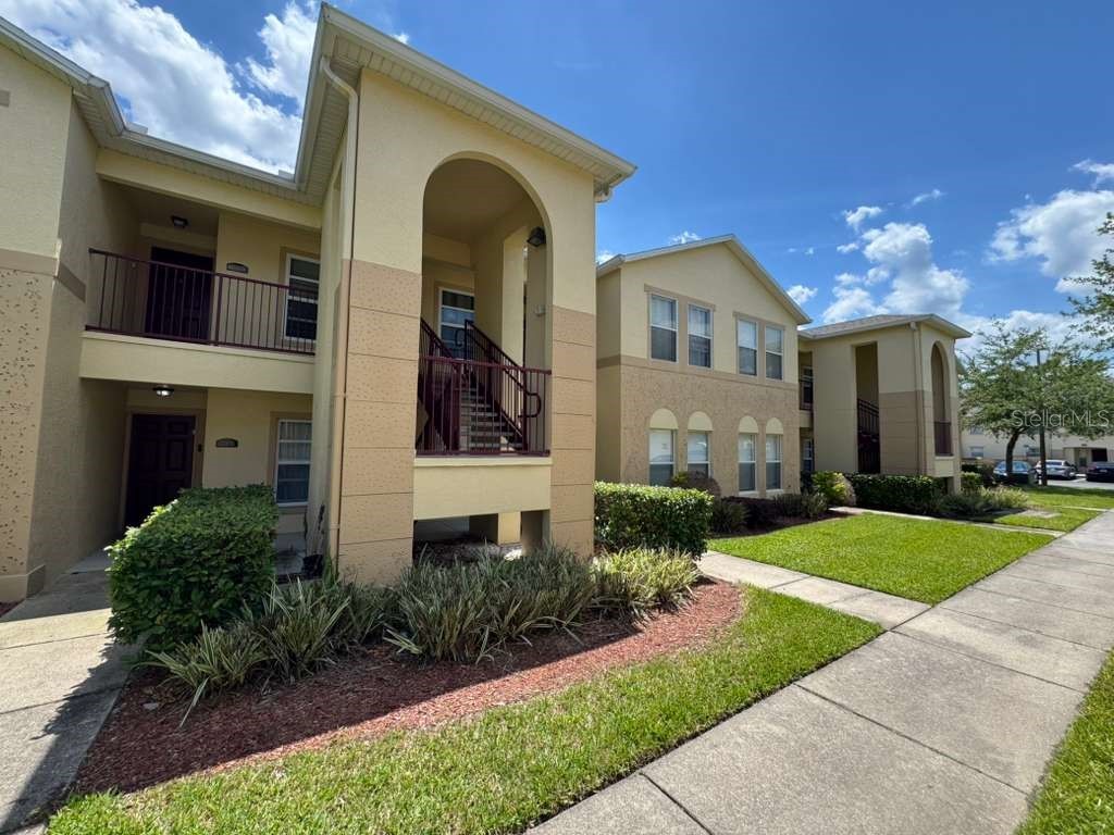 2866 CLUB CORTILE CIRCLE B