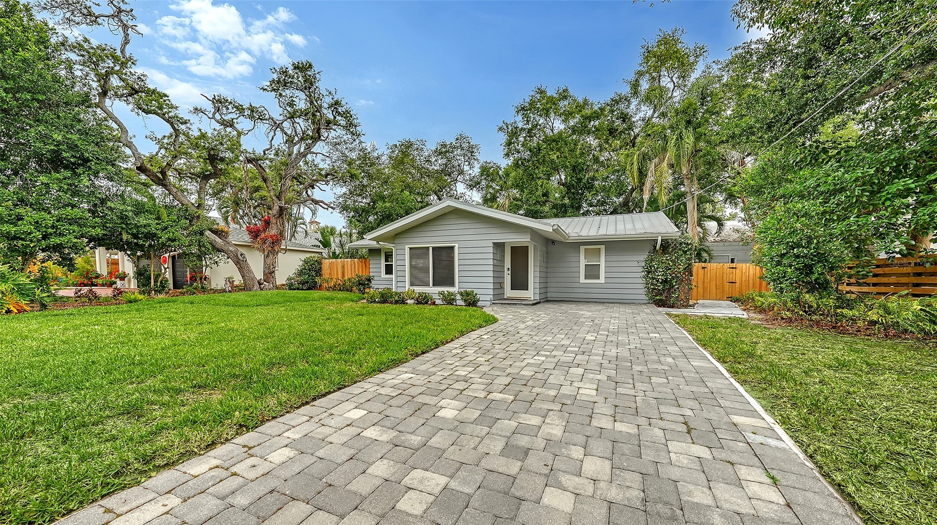 1773 HARMONY LANE