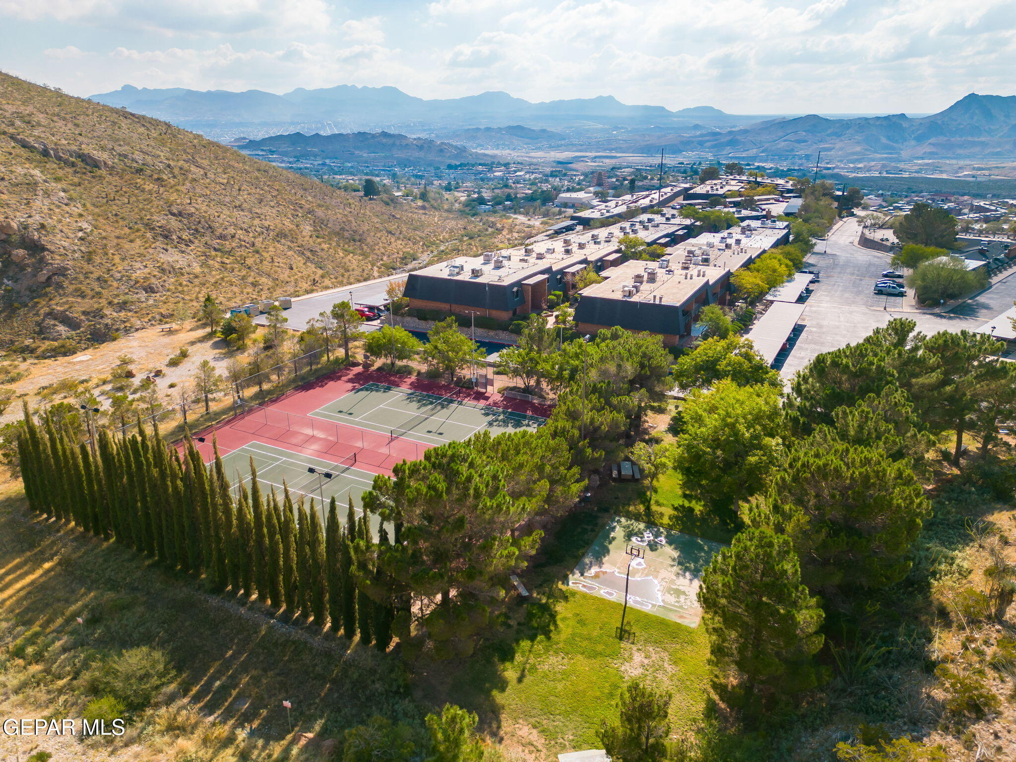 4800 N Stanton Street 105, El Paso, TX 79902