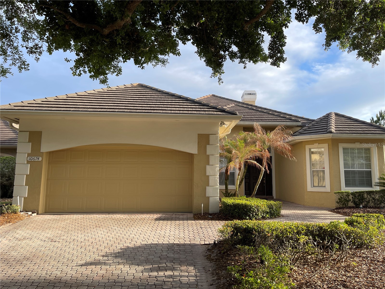 10674 WOODCHASE CIRCLE