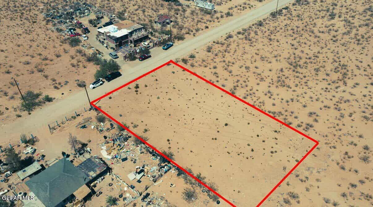 16960 Loweree Avenue, El Paso, TX 79938