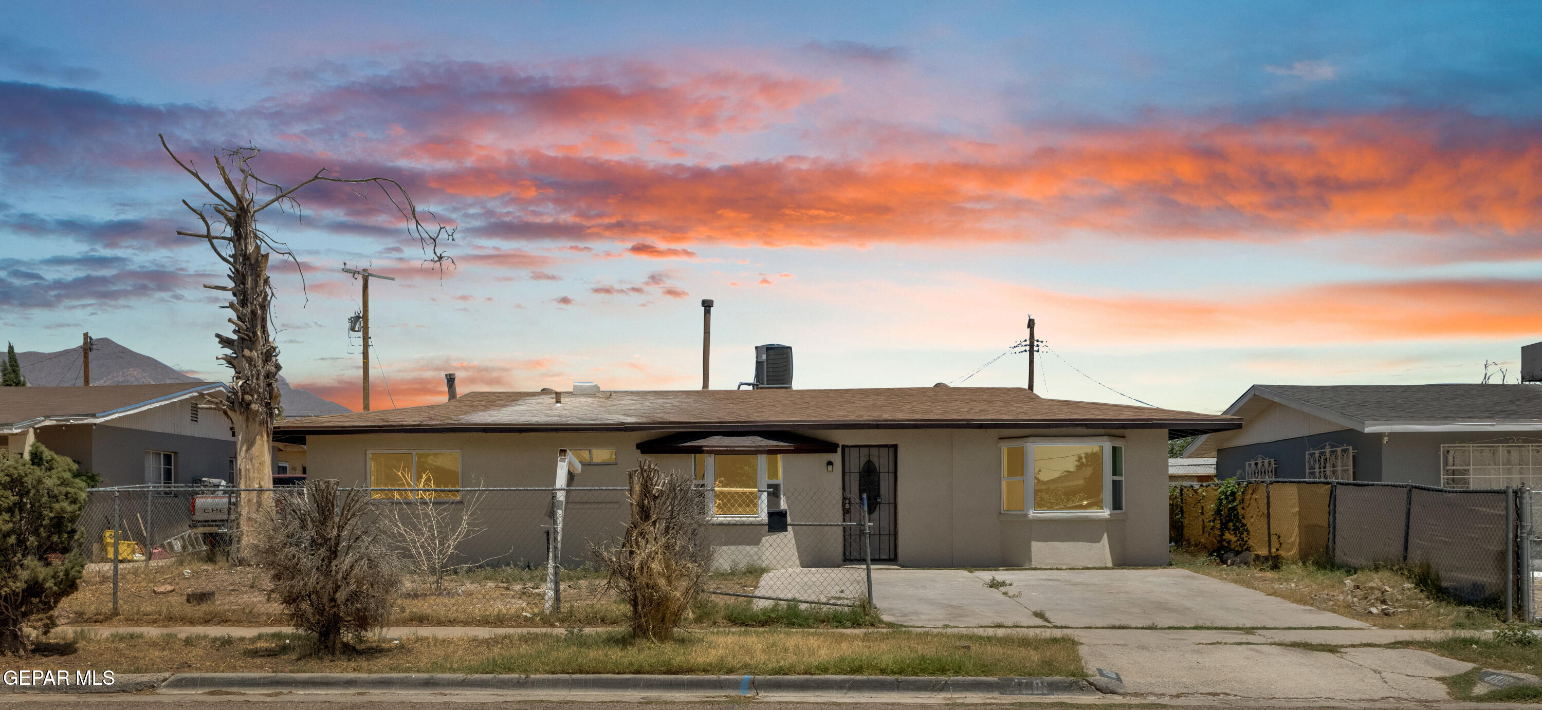 4801 CHISOS Lane, El Paso, TX 79904