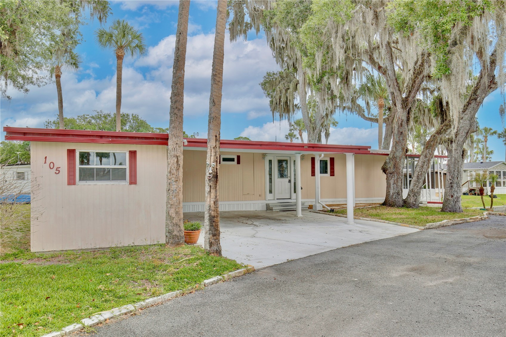 105 CANAL VIEW