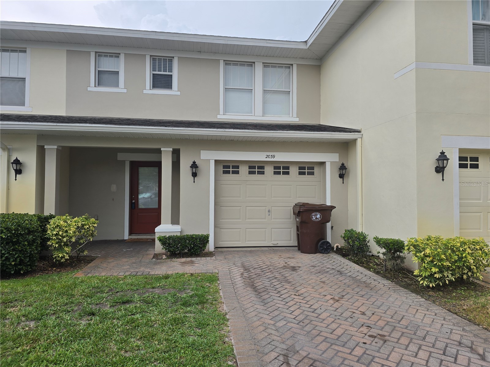 2039 CYPRESS BAY BOULEVARD