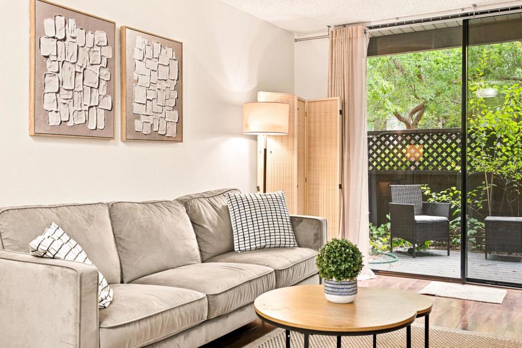 2150 Shelter Creek