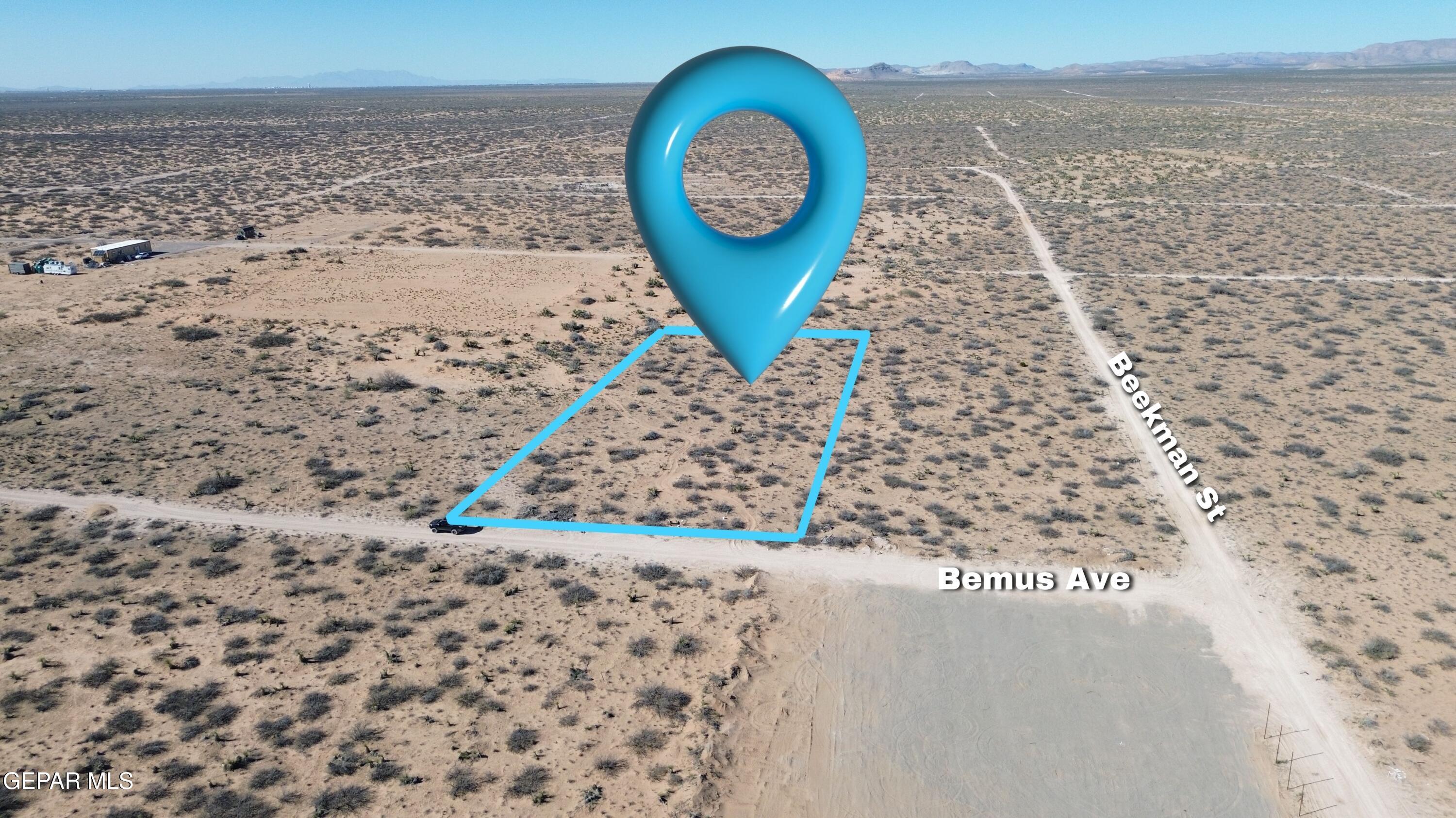 10 Bemus Avenue, Horizon City, TX 79928