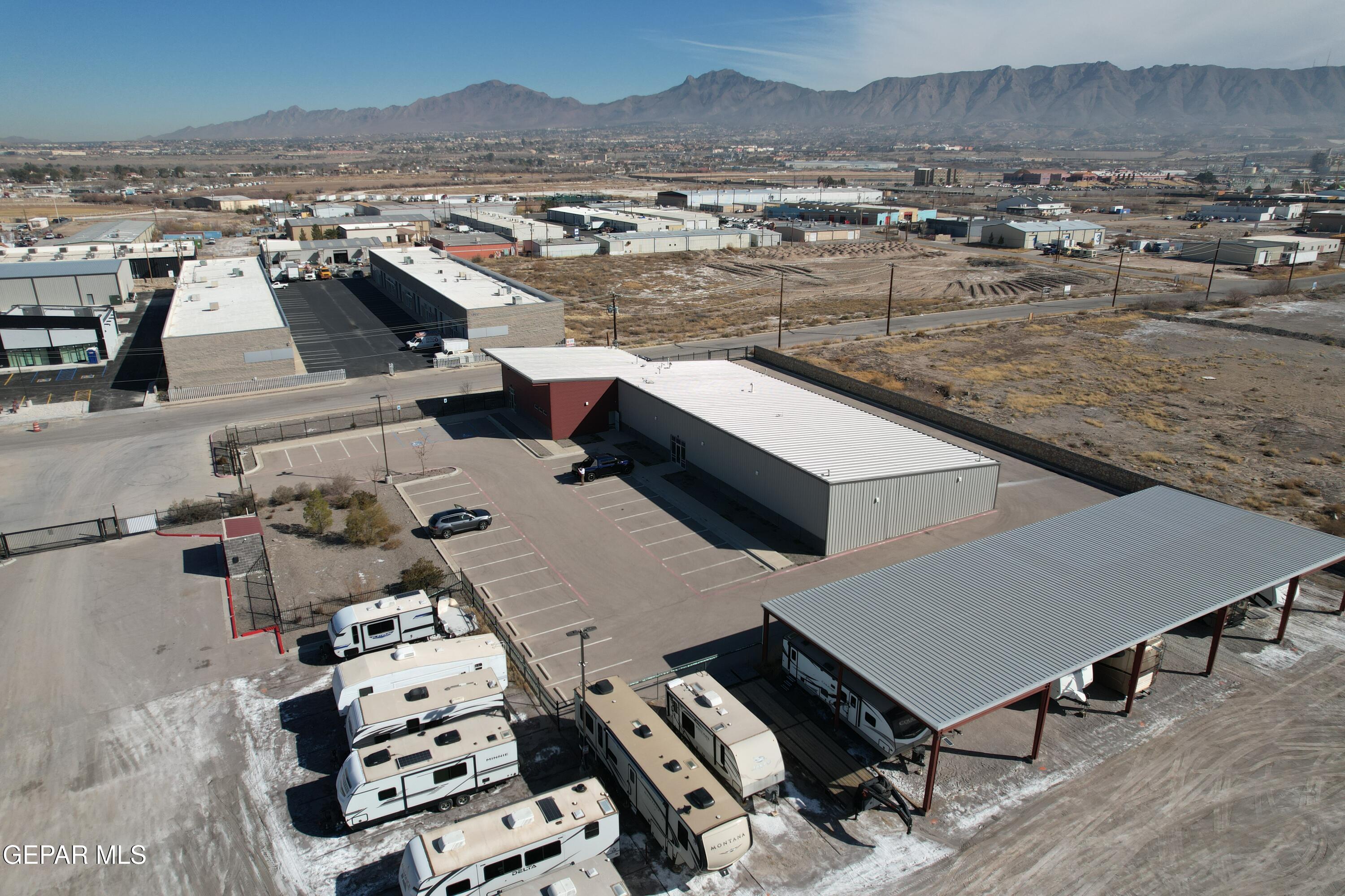1895 APPALOOSA Drive, Sunland Park, NM 88063