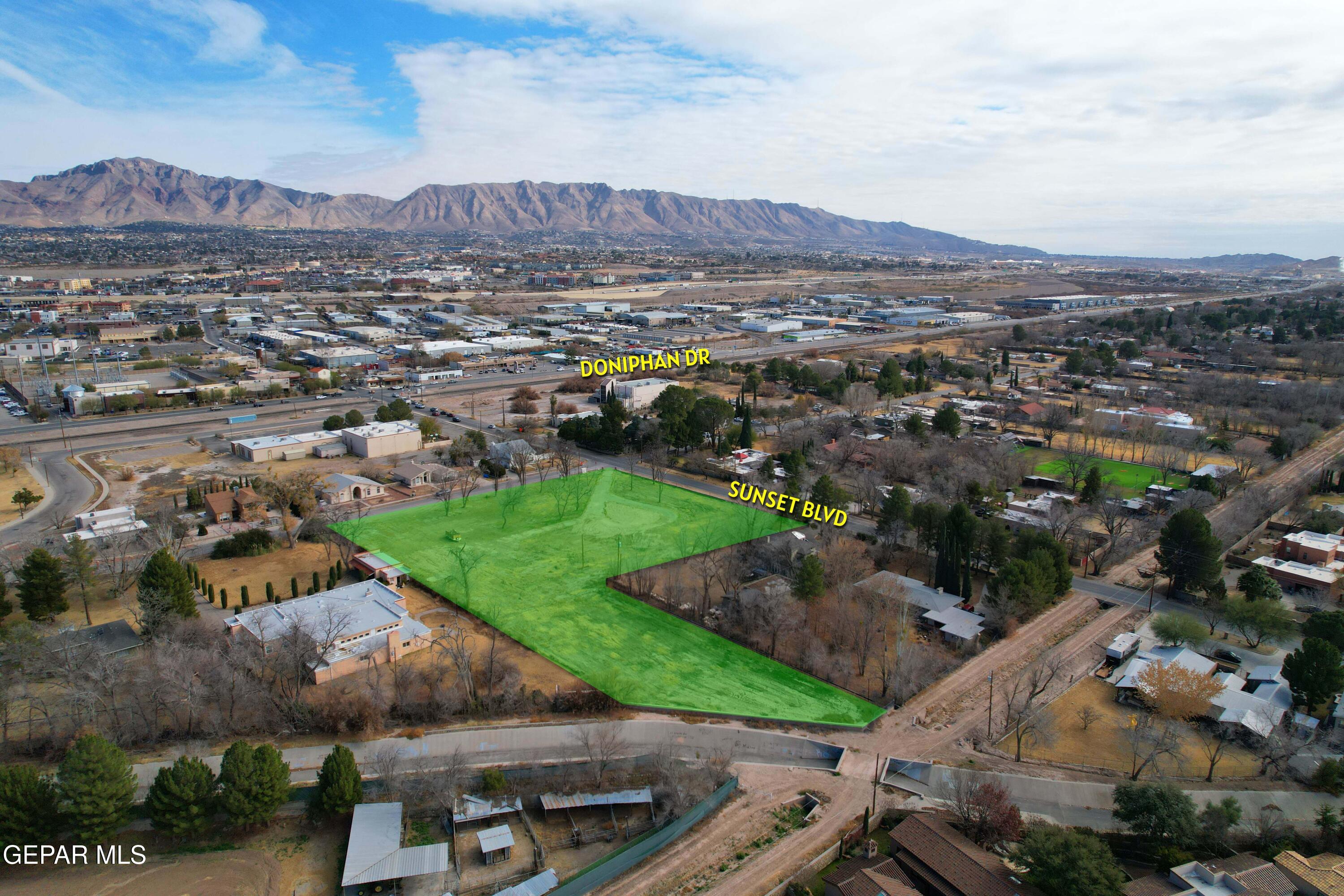 201 SUNSET Road, El Paso, TX 79922