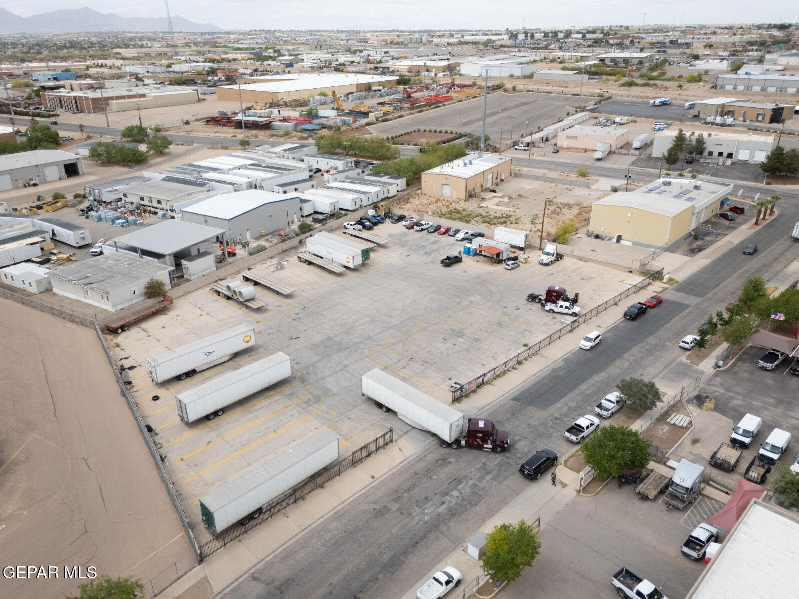 1055 Diesel Drive, El Paso, TX 79907