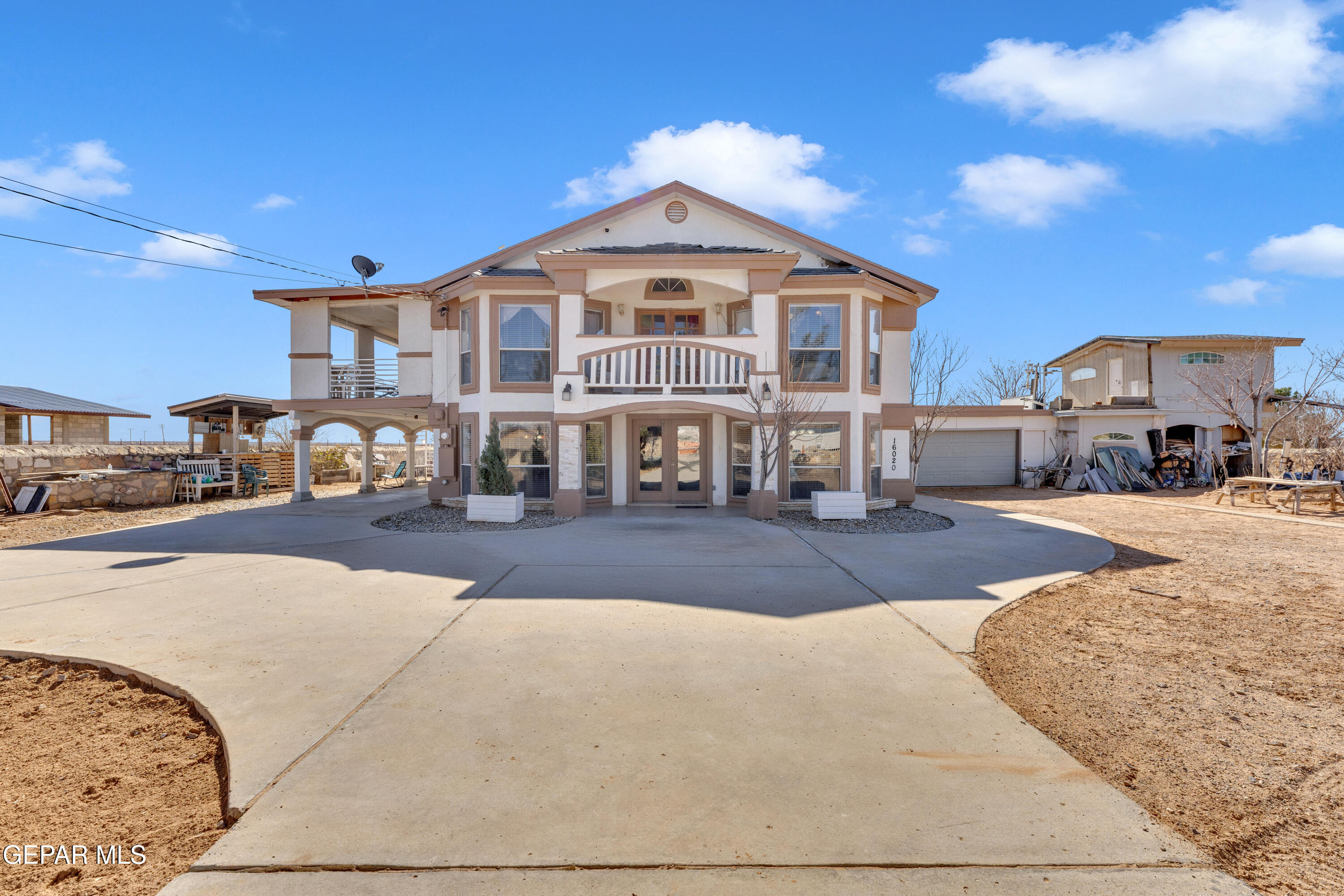 16020 HARRISON Road, El Paso, TX 79928