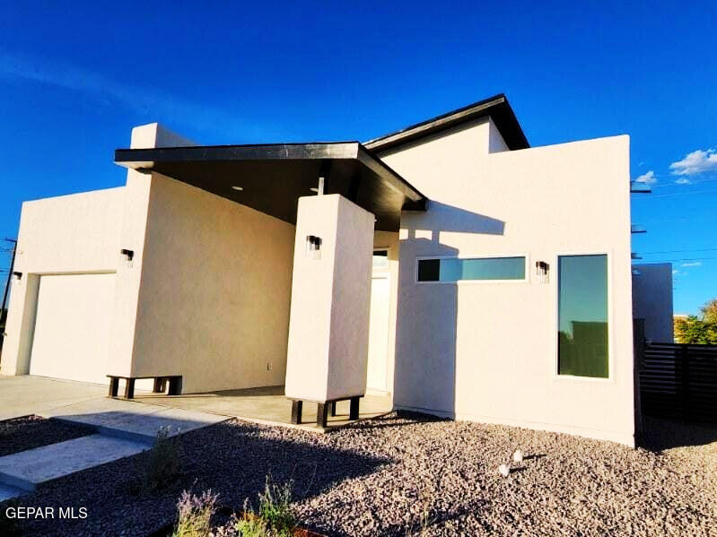 3145 TUNNEL POINT Way, El Paso, TX 79938