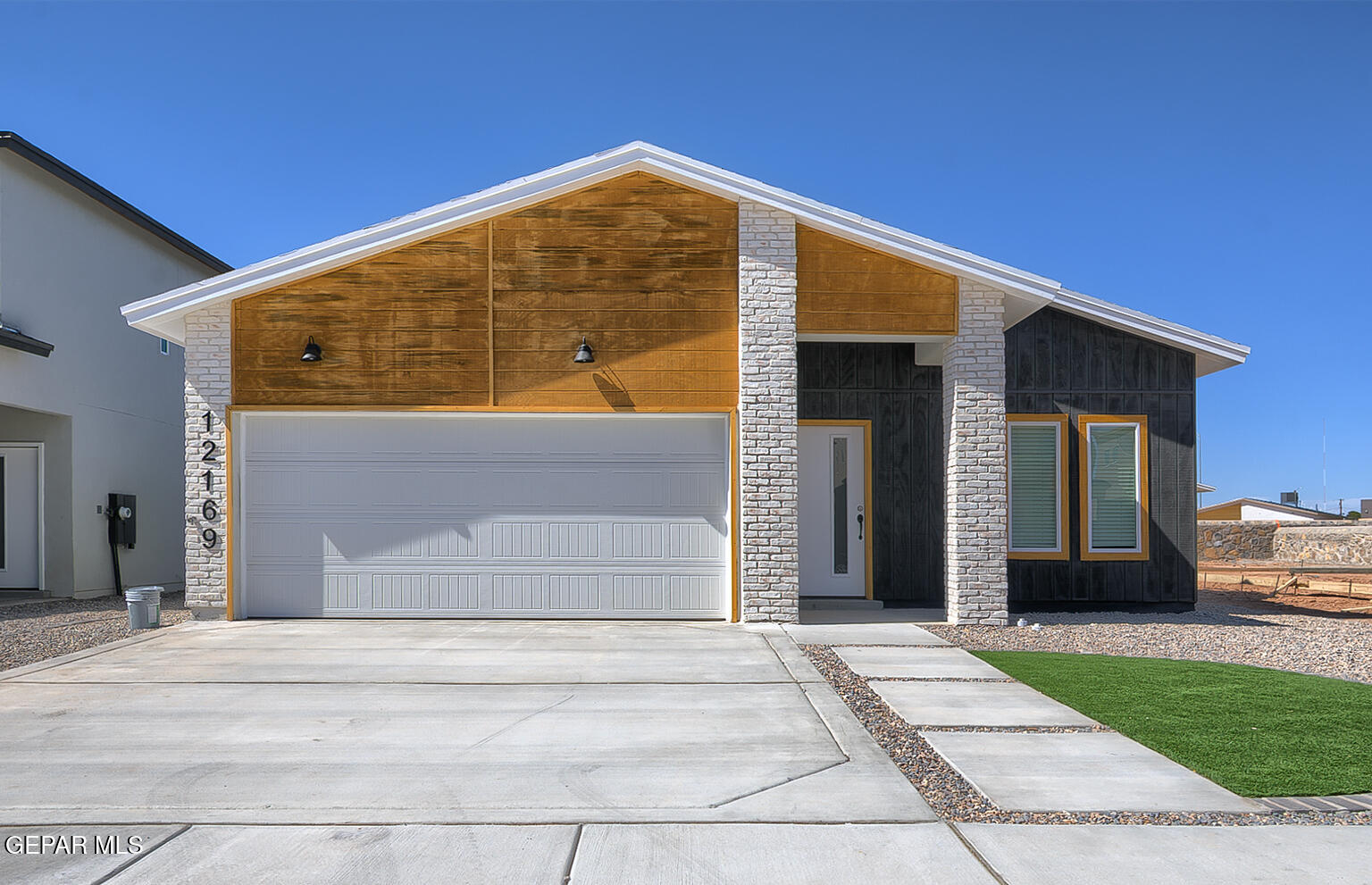 1025 Sidonia Place, Socorro, TX 79927