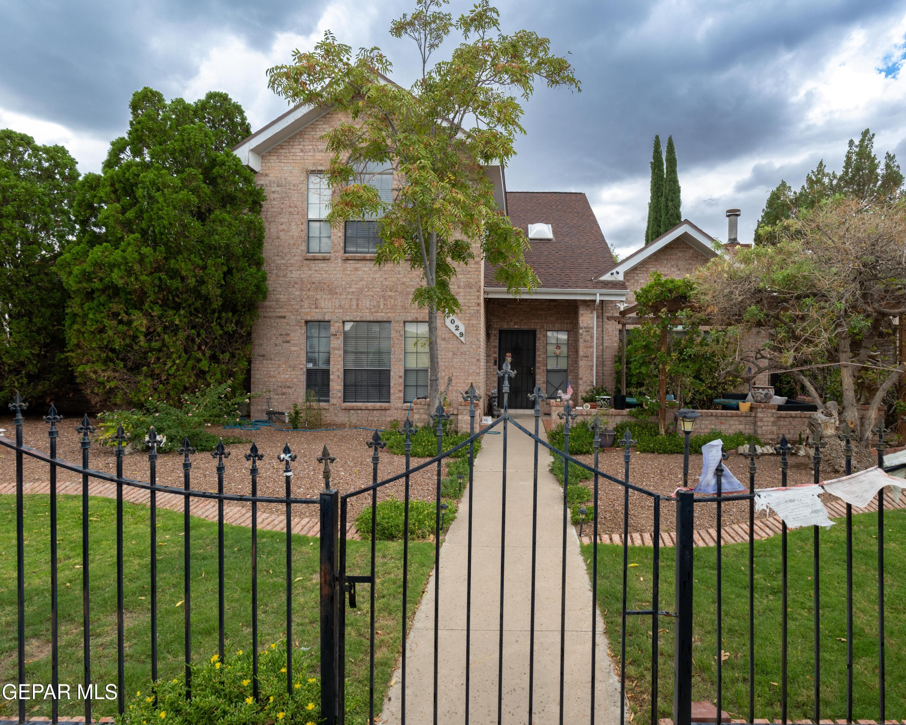 2029 GREENLEE Drive, El Paso, TX 79936