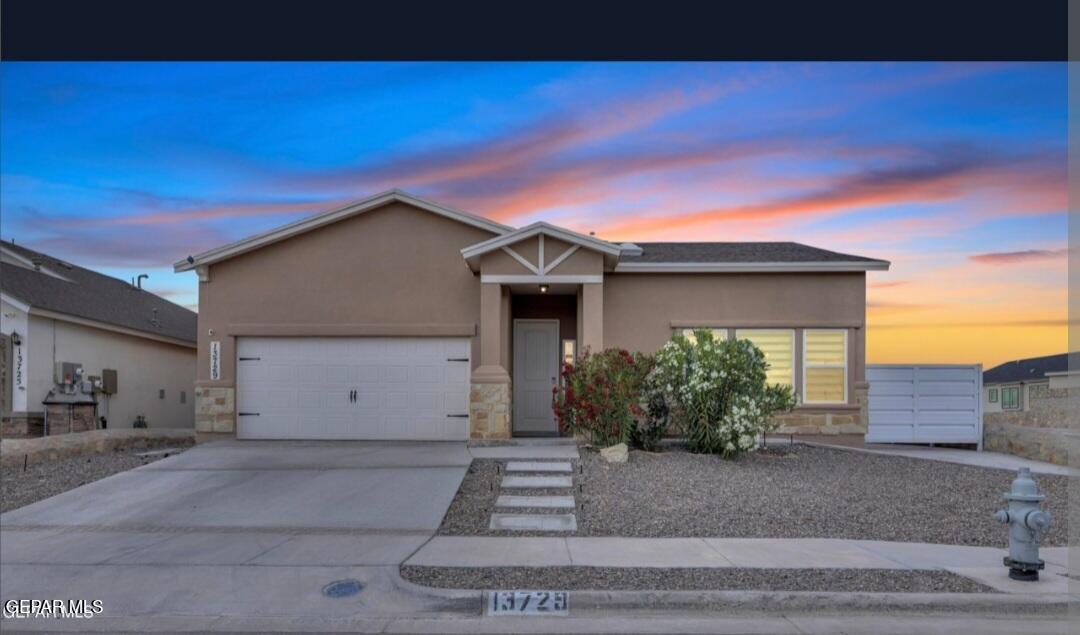 13729 Lago Vista Avenue, Horizon City, TX 79928