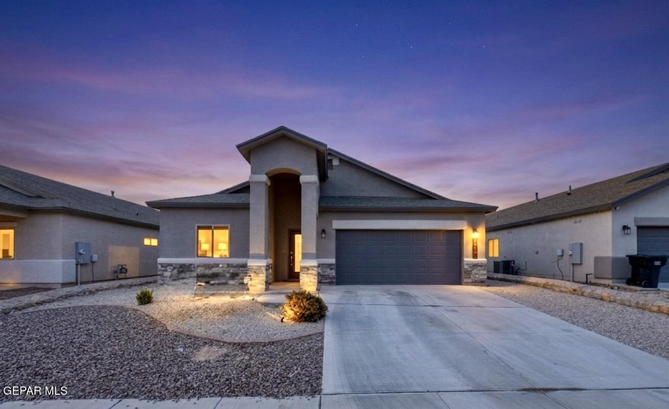 13721 Flora Vista Avenue, Horizon City, TX 79928