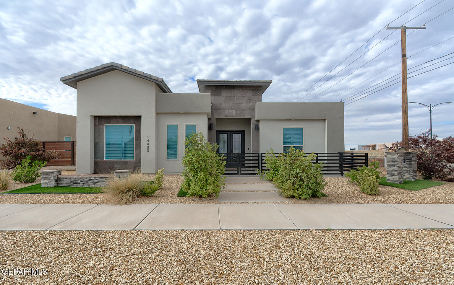 2228 MIKE PRICE Drive, El Paso, TX 79938