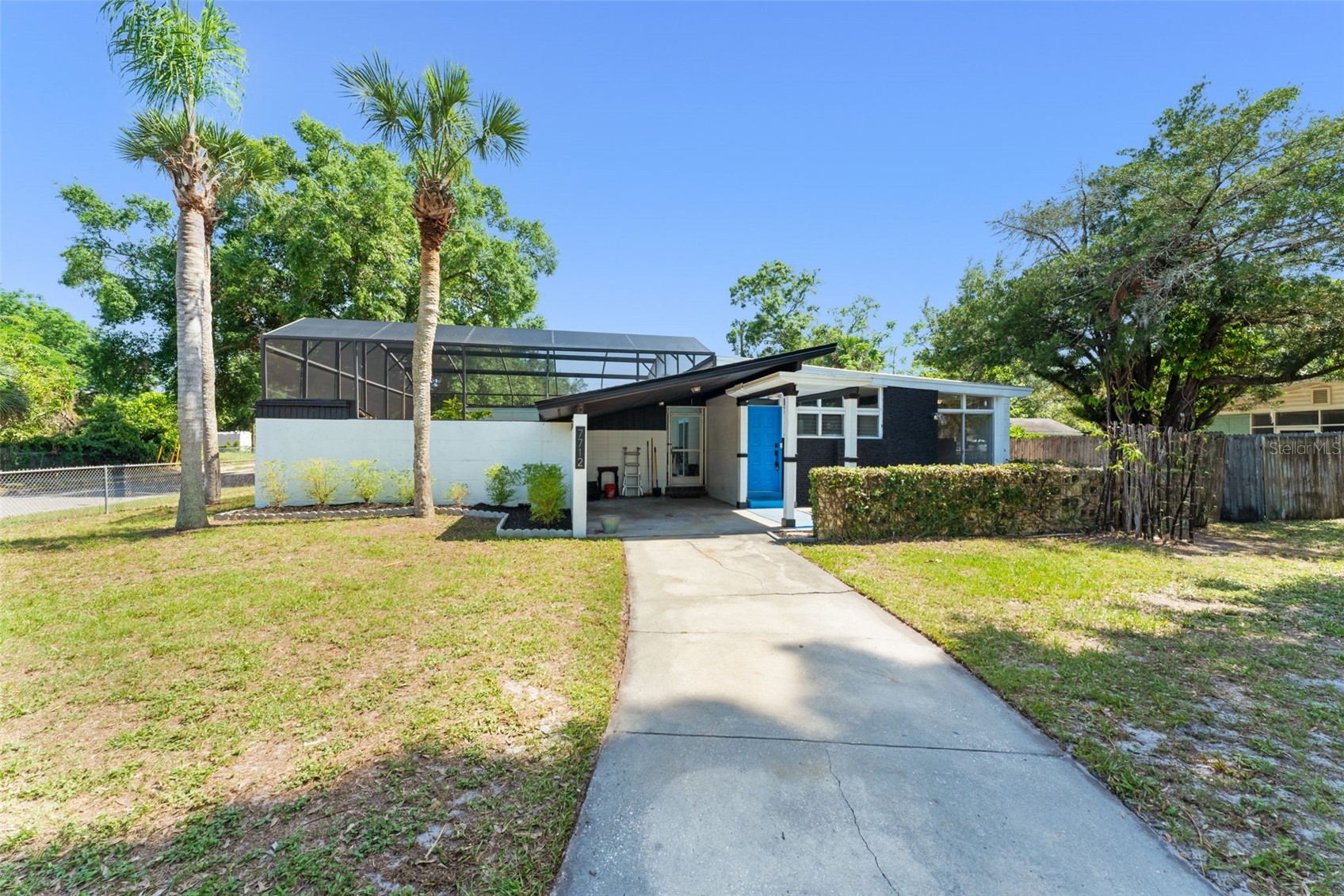 7712 HOOSIER PLACE