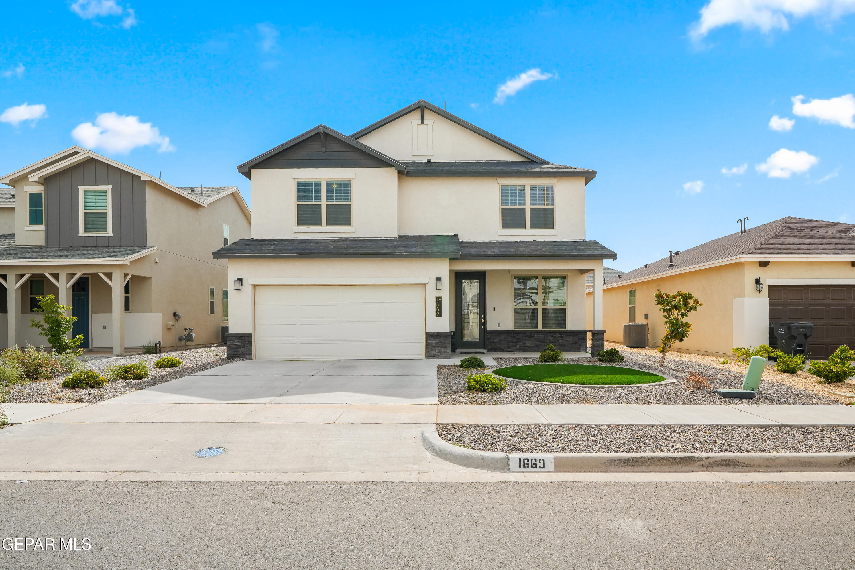1669 Sam Dominguez, El Paso, TX 79928
