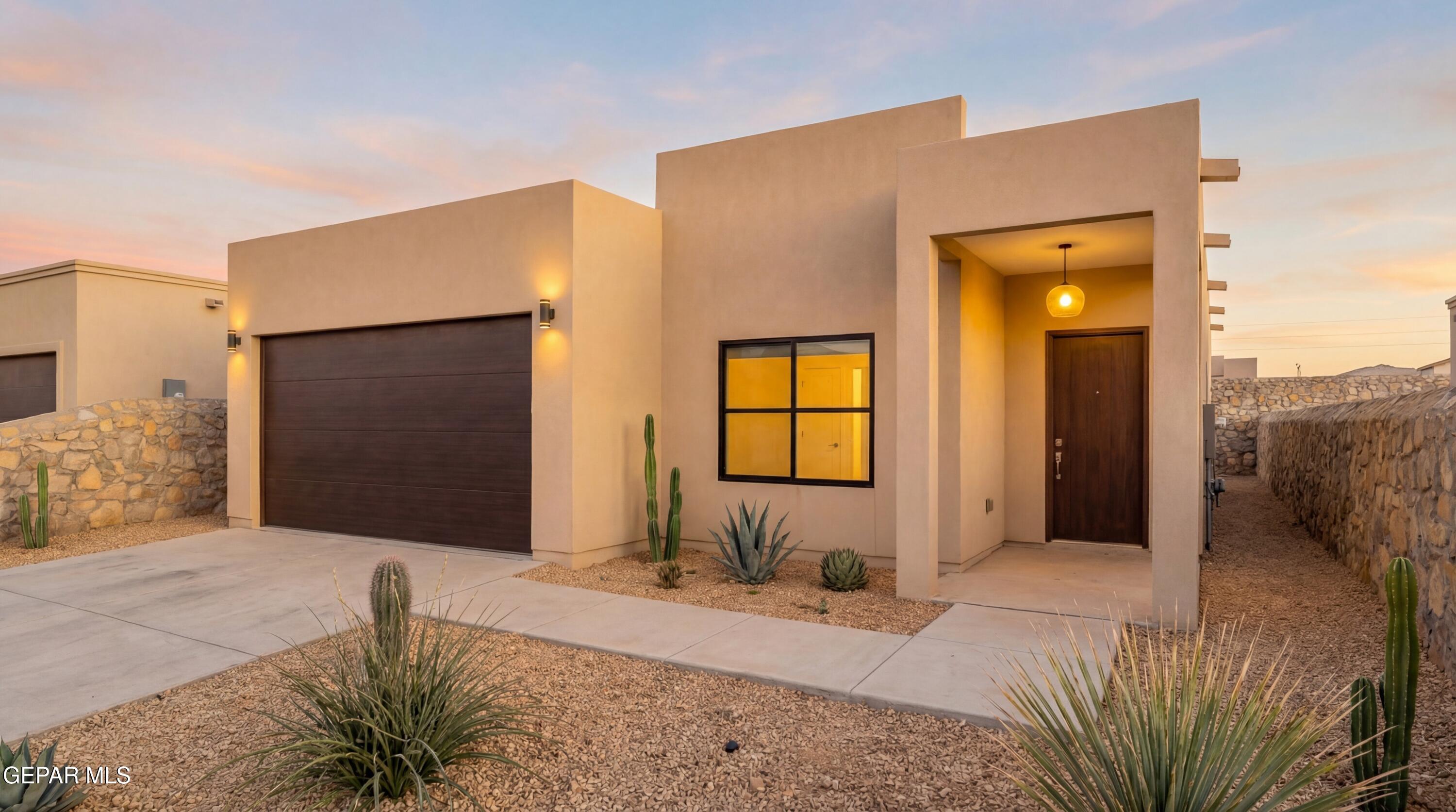 830 Mision de Salta Avenue, El Paso, TX 79932
