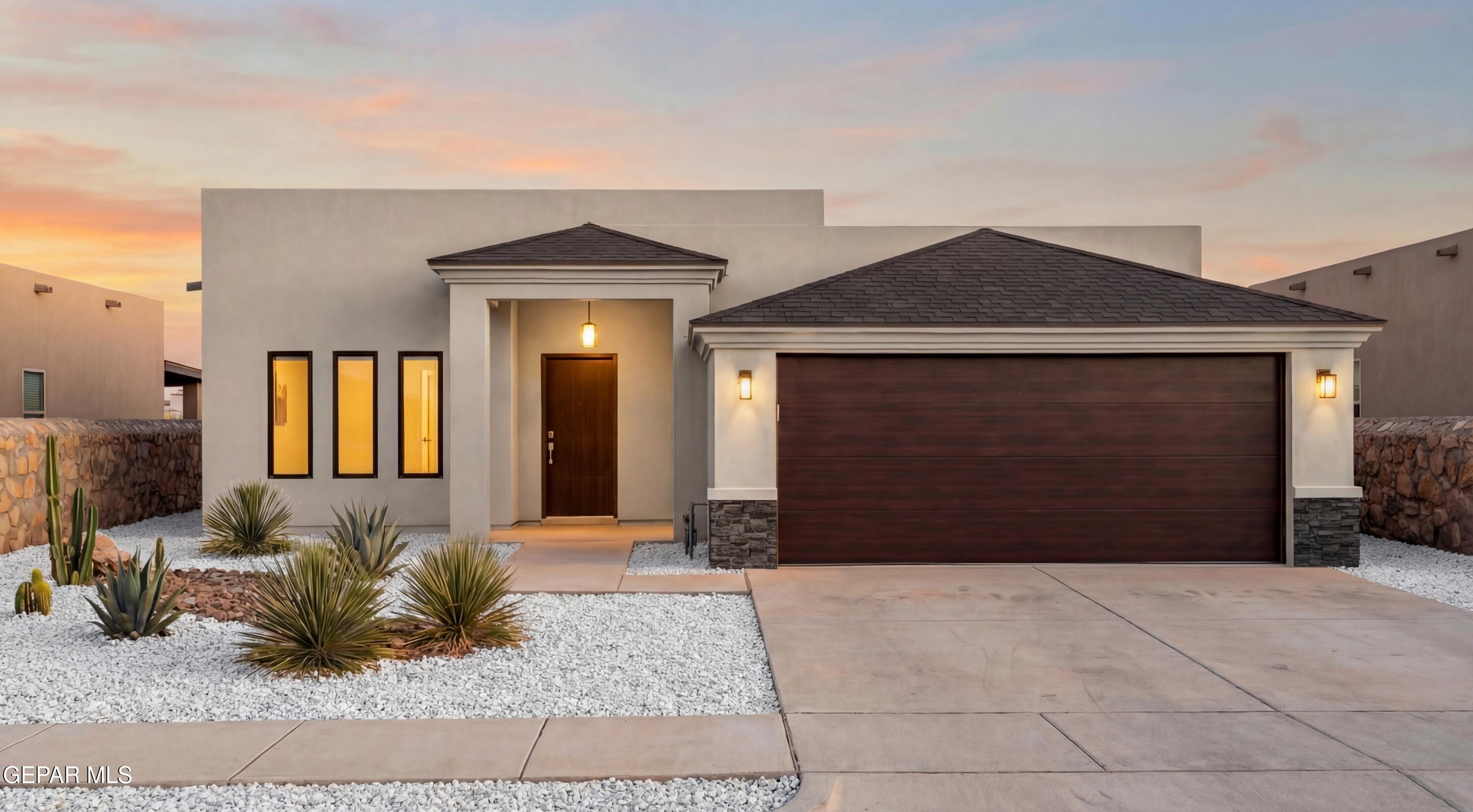 836 Mision de Salta Avenue, El Paso, TX 79932