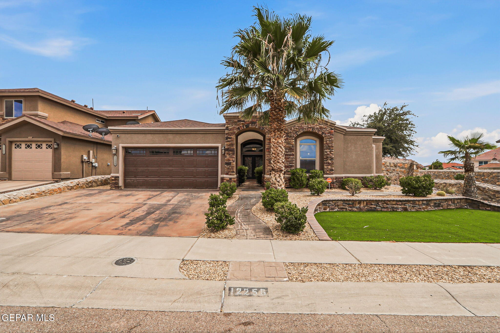 12256 STANSBURY Drive, El Paso, TX 79928