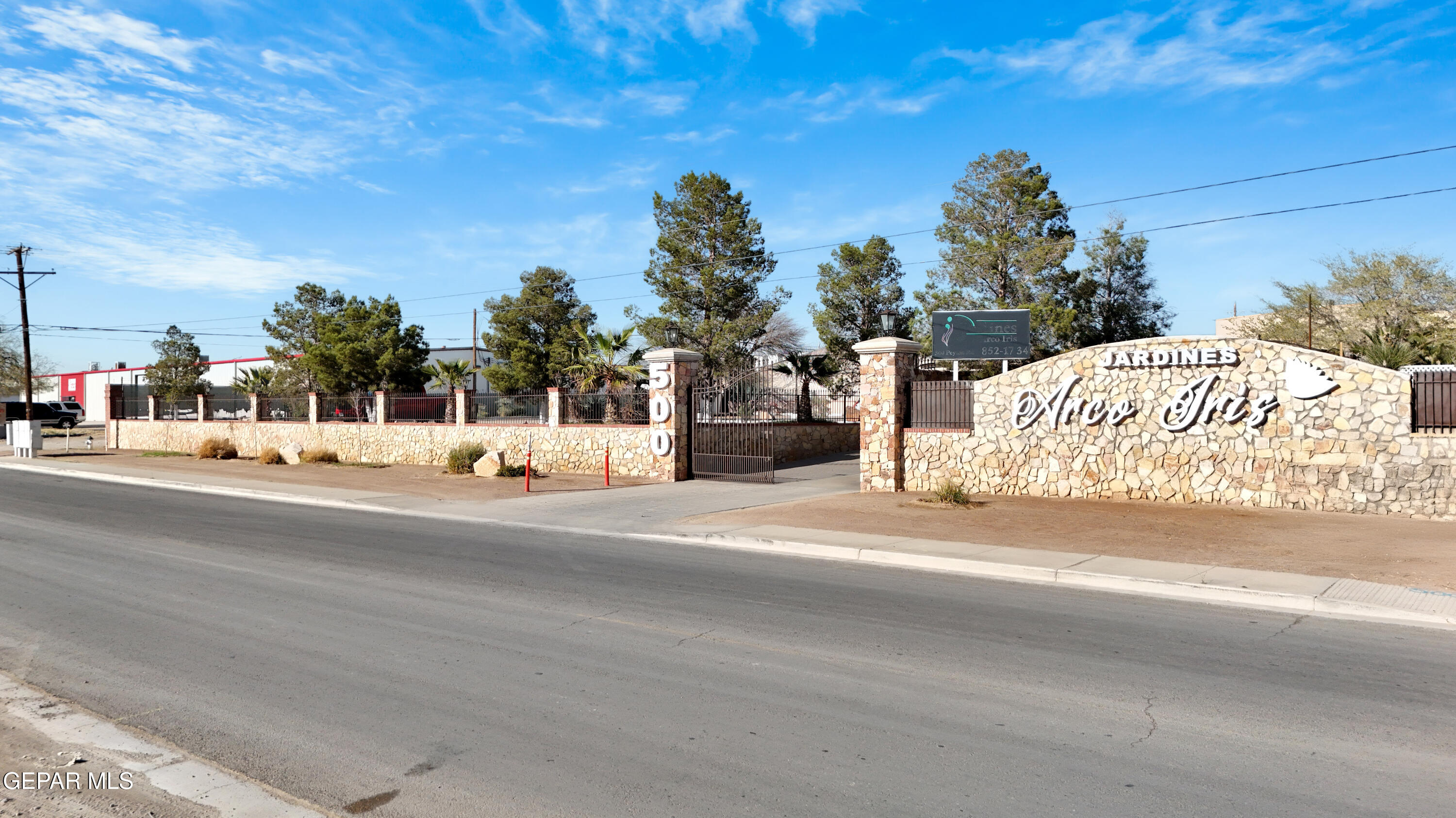 500 PEYTON Road, El Paso, TX 79928