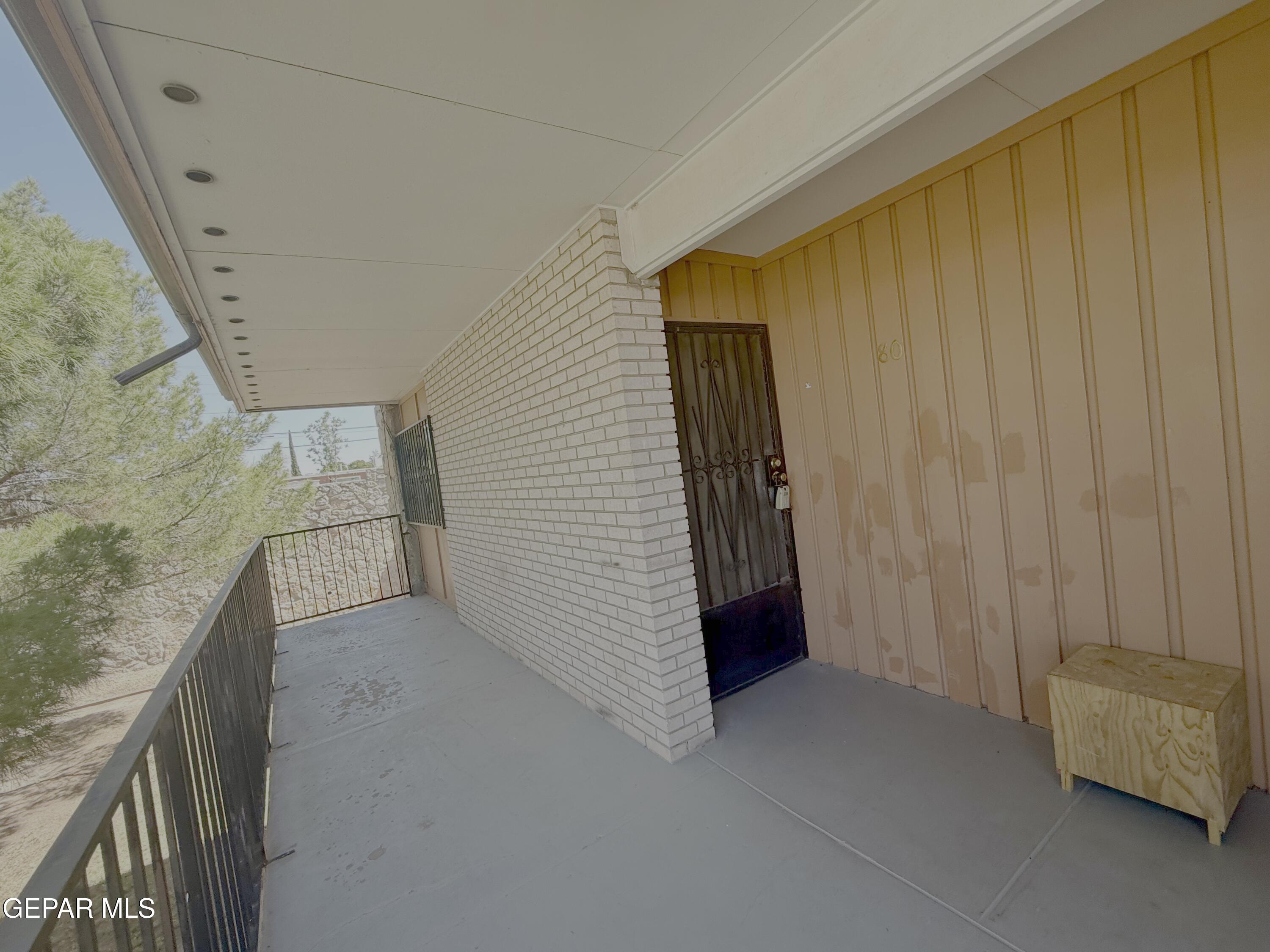 6400 Edgemere Boulevard 80, El Paso, TX 79925